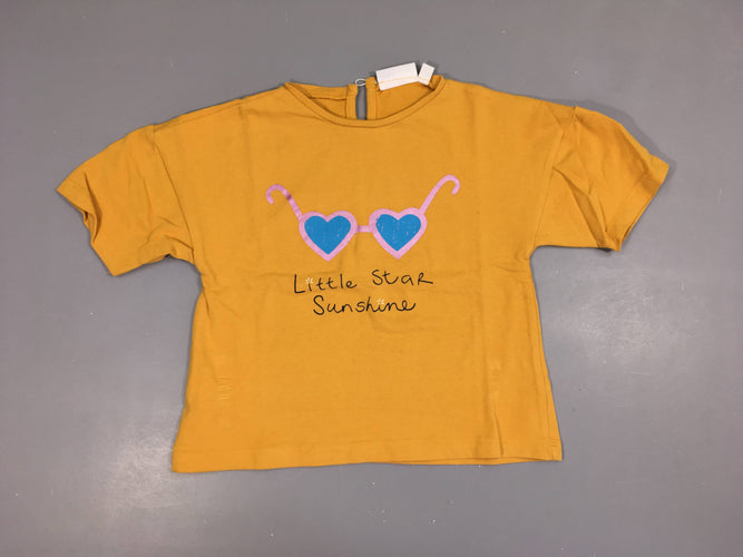T-shirt m.c jaune moutarde lunettes, très légèrement bouloché, moins cher chez Petit Kiwi