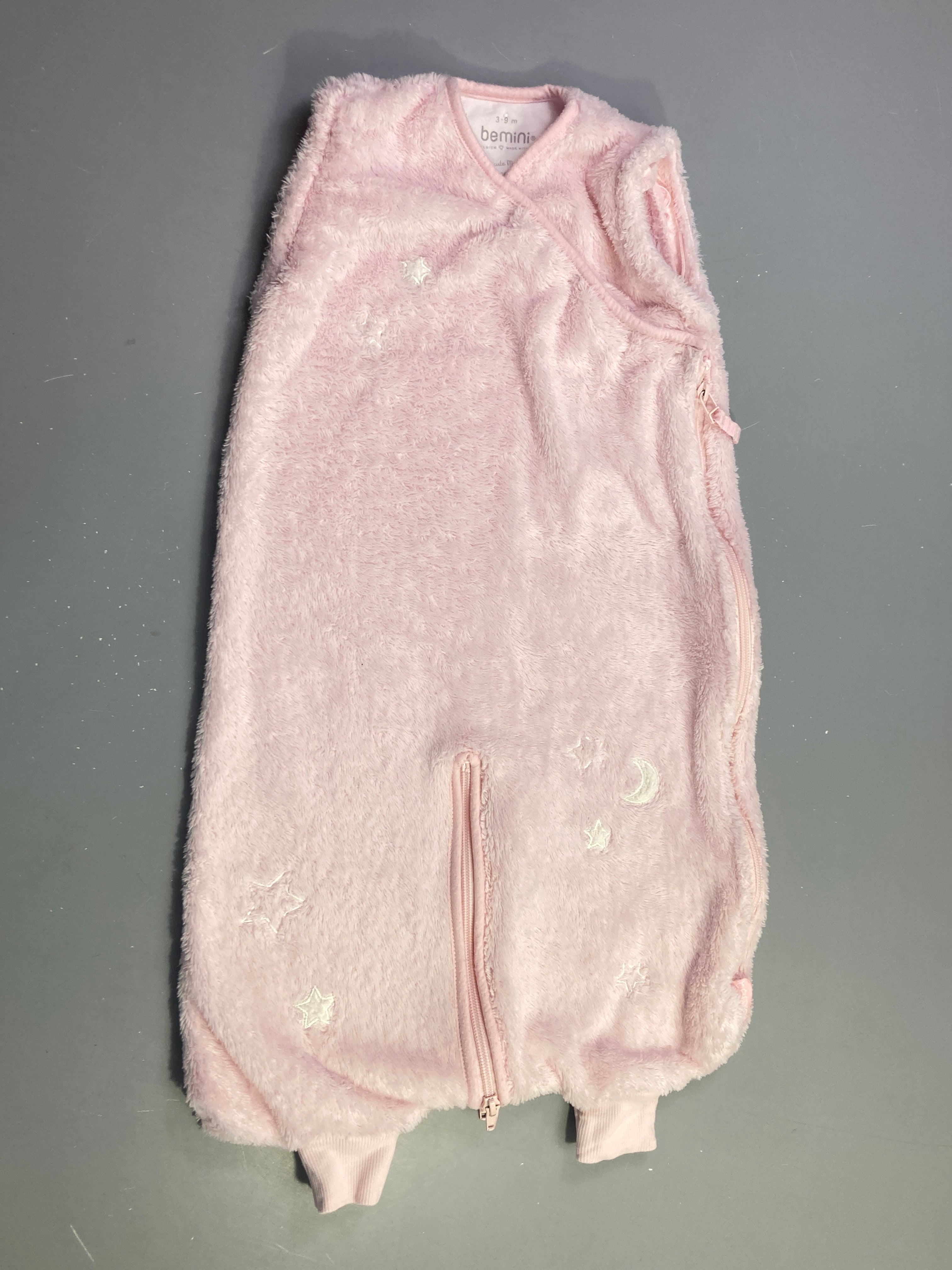 Gigoteuse s.m rose pâle velours, étoiles lune Jambes séparables