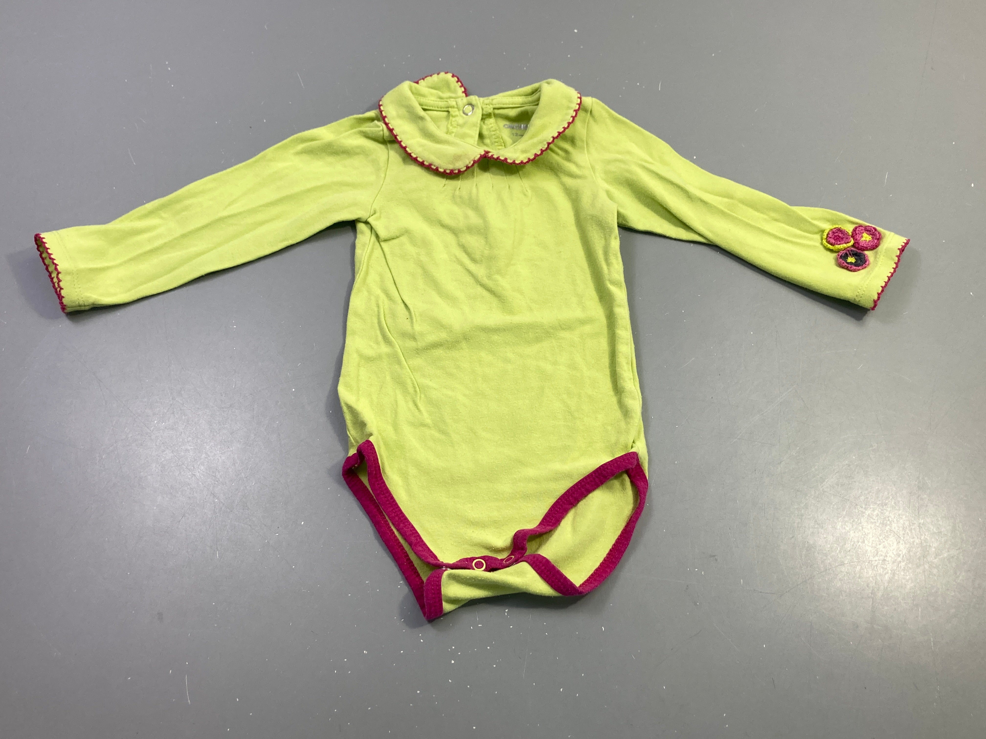 Body m.l vert clair fleurs crochet Bouloché