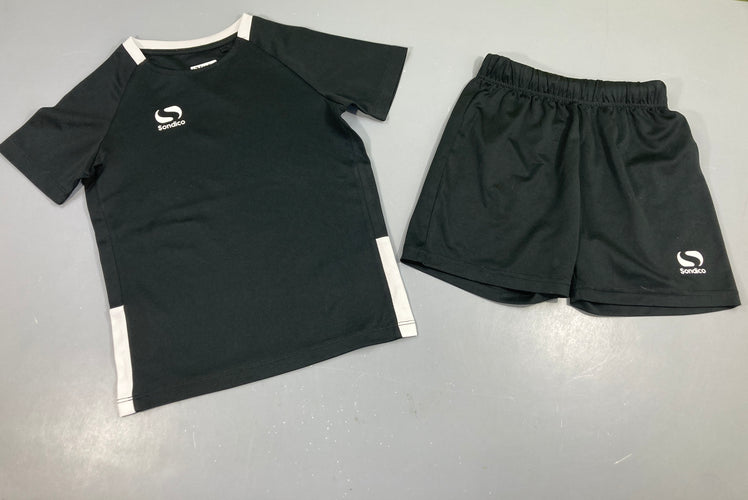 T-shirt m.c sport noir Sondico + short, moins cher chez Petit Kiwi