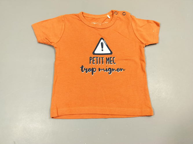 T-shirt m.c jersey brun clair "attention petit mec trop mignon" 100% coton, moins cher chez Petit Kiwi
