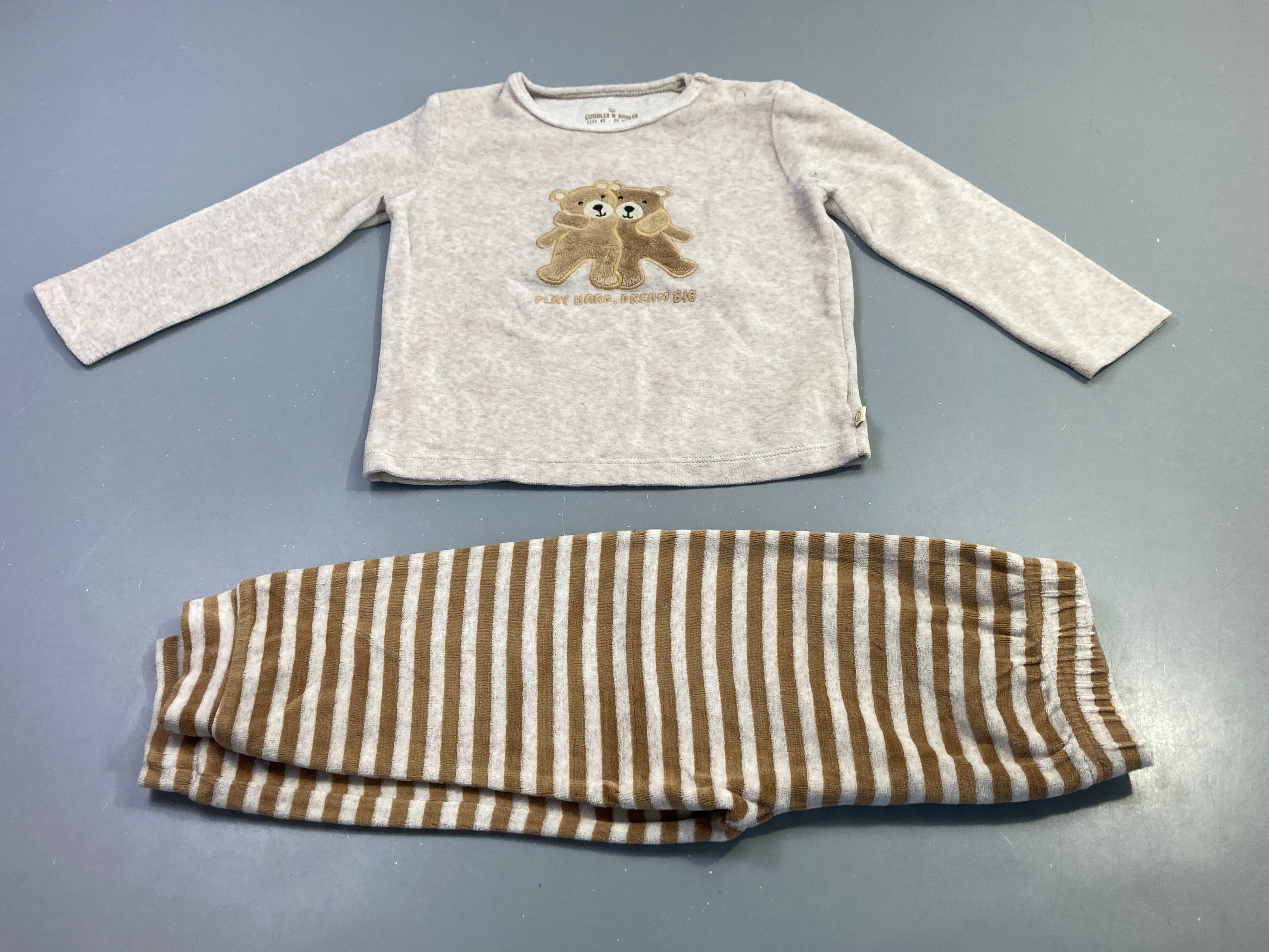 Pyjama velours 2pcs beige ours polaire, Cuddles & Smiles