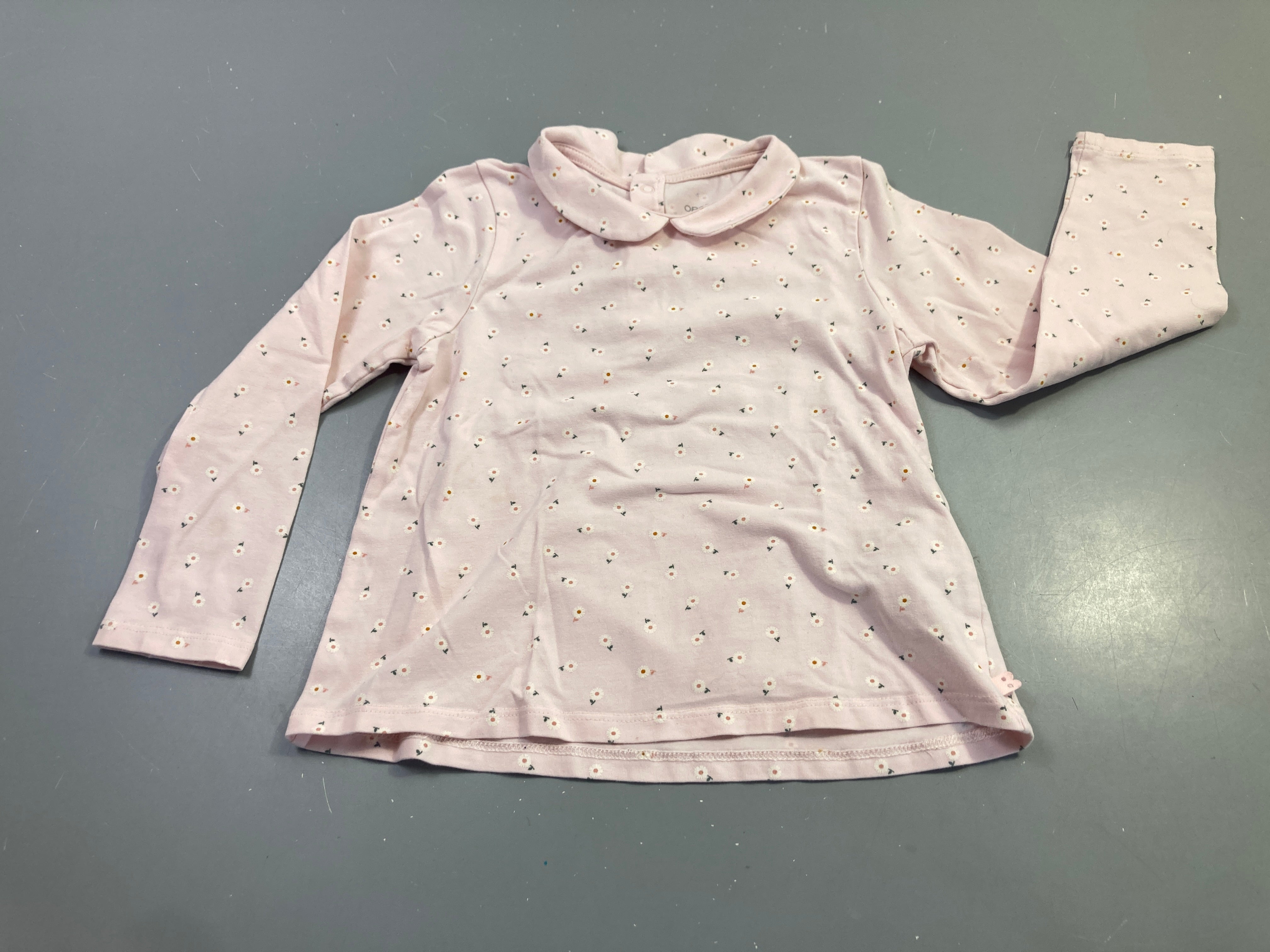 T-shirt m.l rose pâle marguerites col claudine