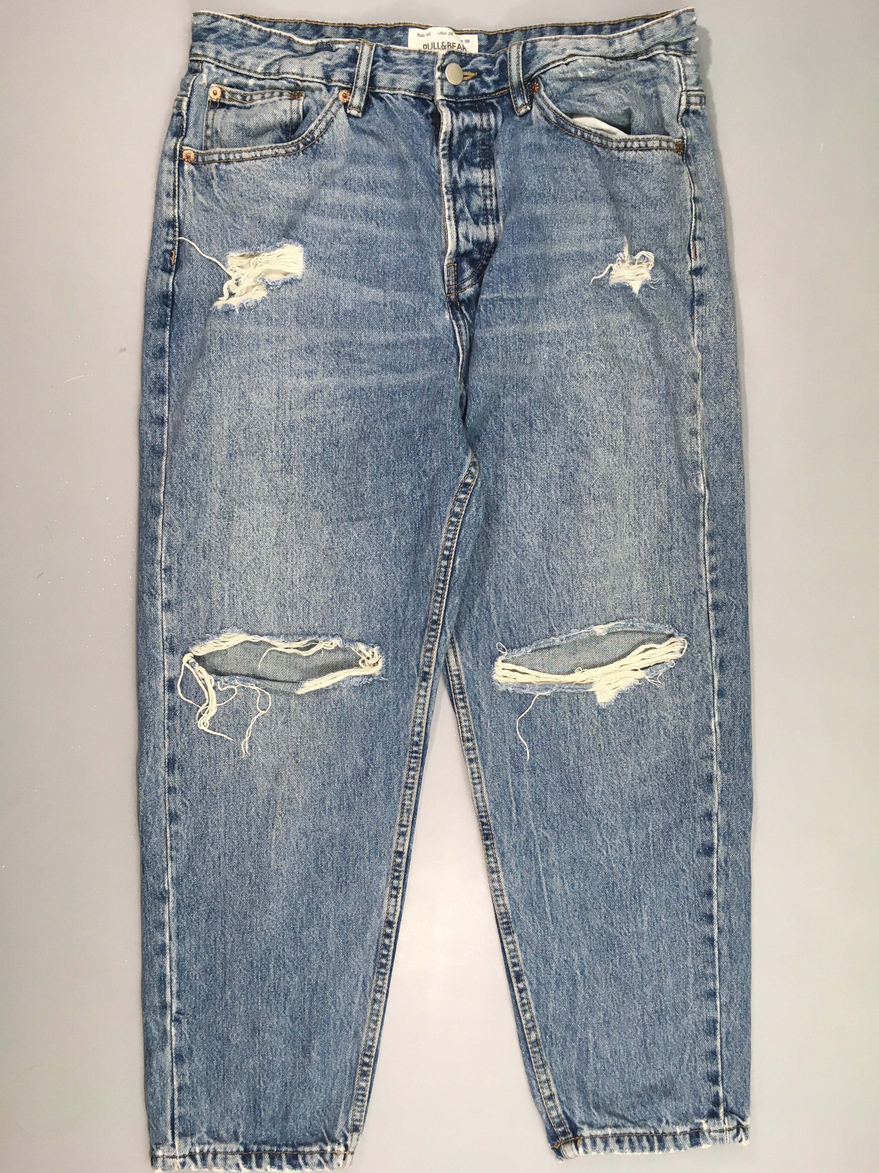 Jeans loose effet déchiré pull&bear, 42