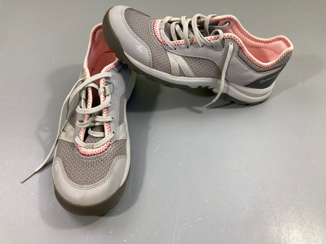 Baskets de sport grise-rose, moins cher chez Petit Kiwi