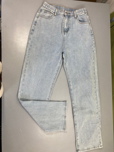 Jeans large, moins cher chez Petit Kiwi