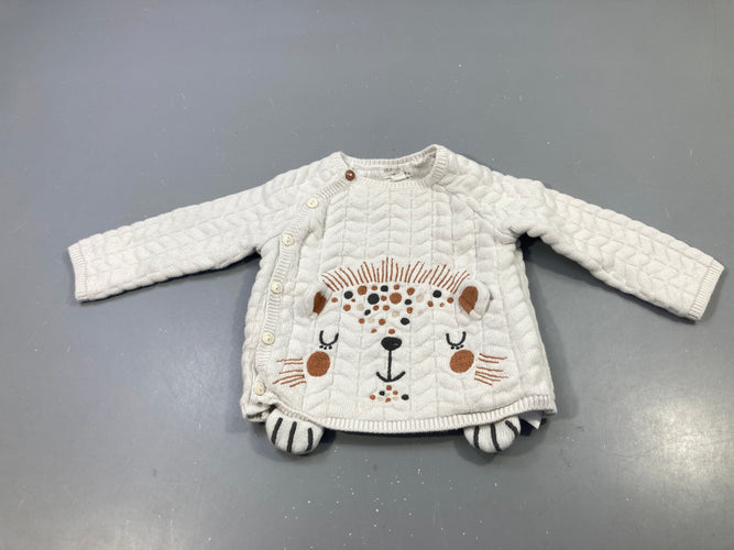 Gilet écru torsadé, motif ourson brodé, pattes rayées, moins cher chez Petit Kiwi
