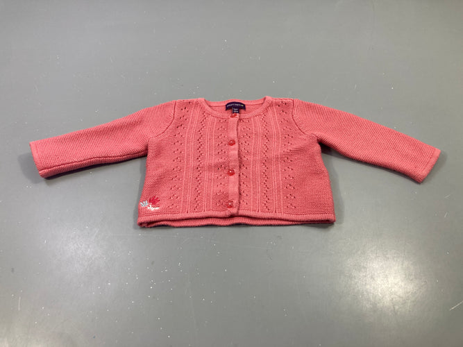 Gilet rose ajouré, brodé fleurs coquillage, moins cher chez Petit Kiwi
