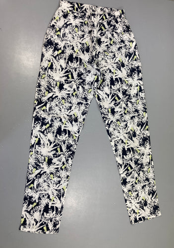 Pantalon coton gris foncé motifs palmiers blancs, moins cher chez Petit Kiwi