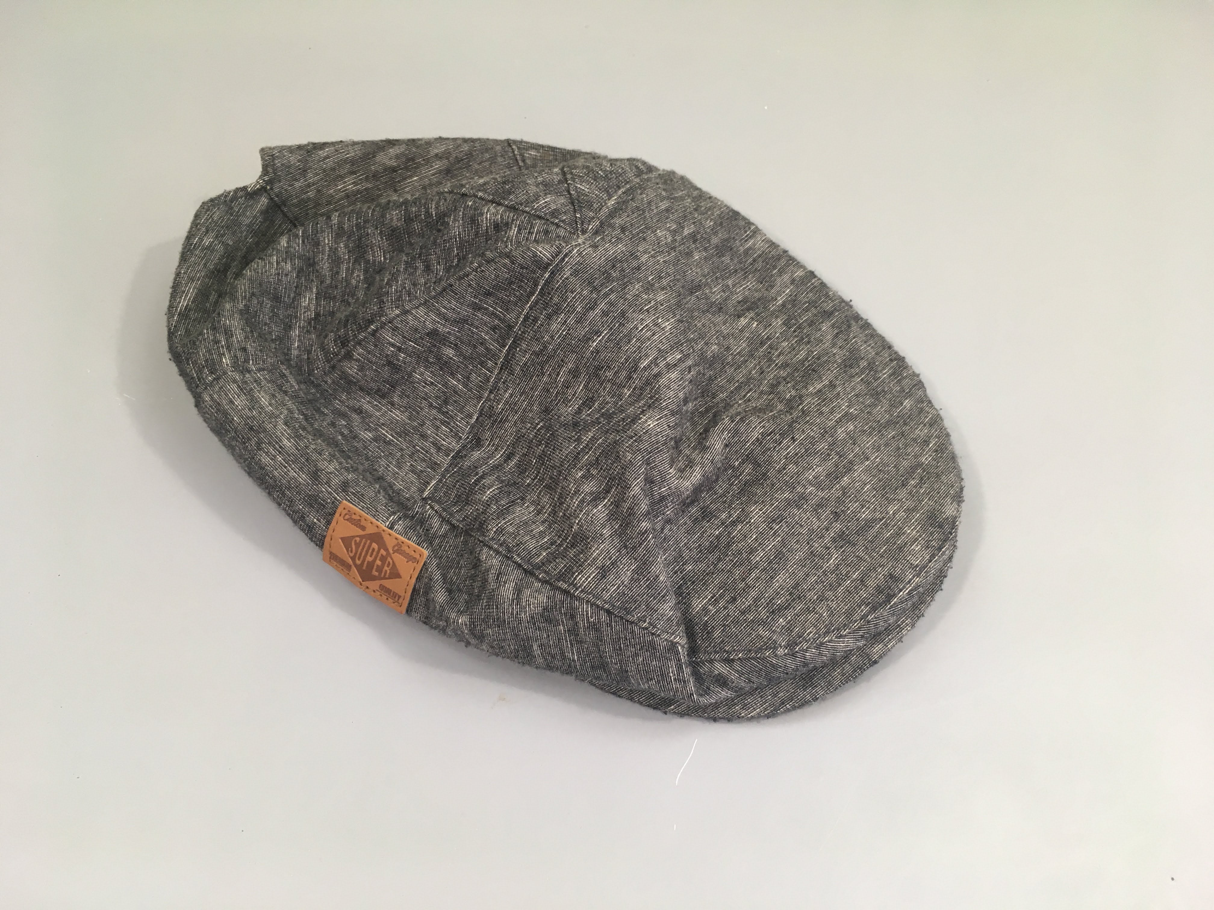 Casquette gavroche grise fines rayures super