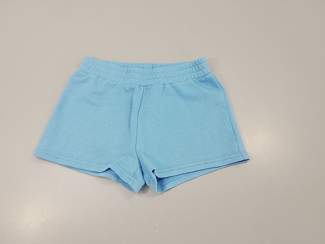 Short molleton bleu clair, très légèrement bouloché, moins cher chez Petit Kiwi