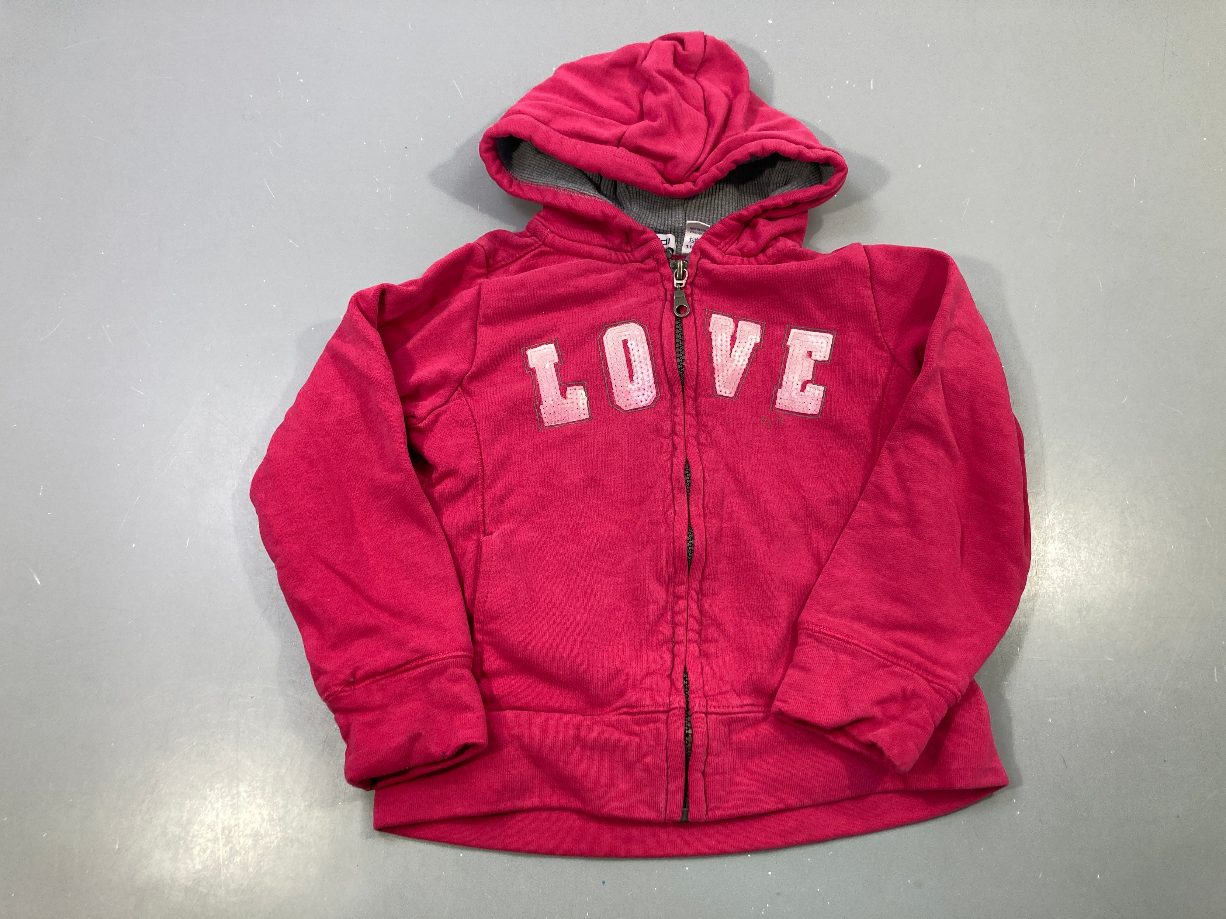 Sweat zippé fuchsia capuche texte LOVE sequins