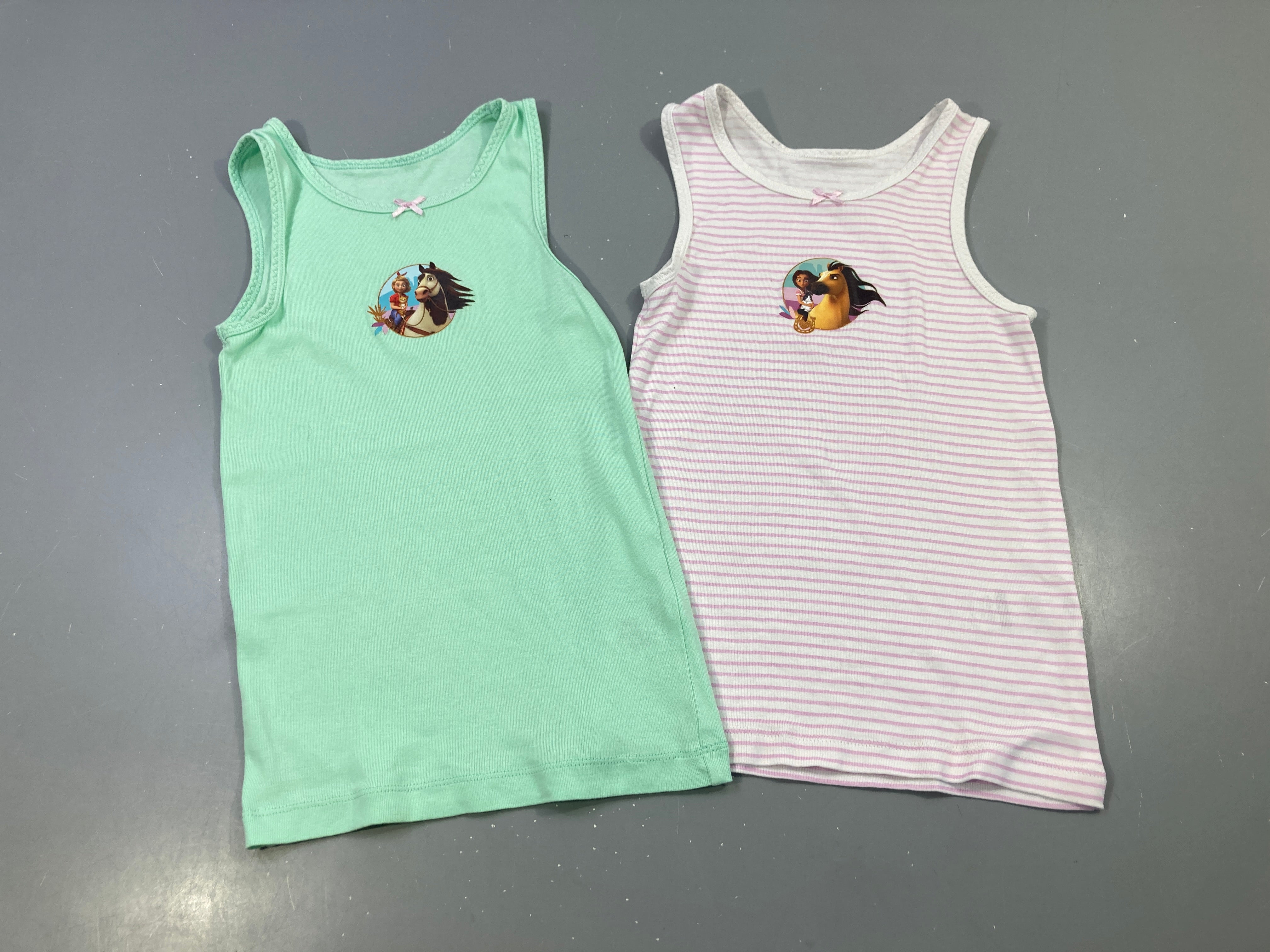 Lot de 2 chemisettes s.m vert/rose rayé, cheval Spirit