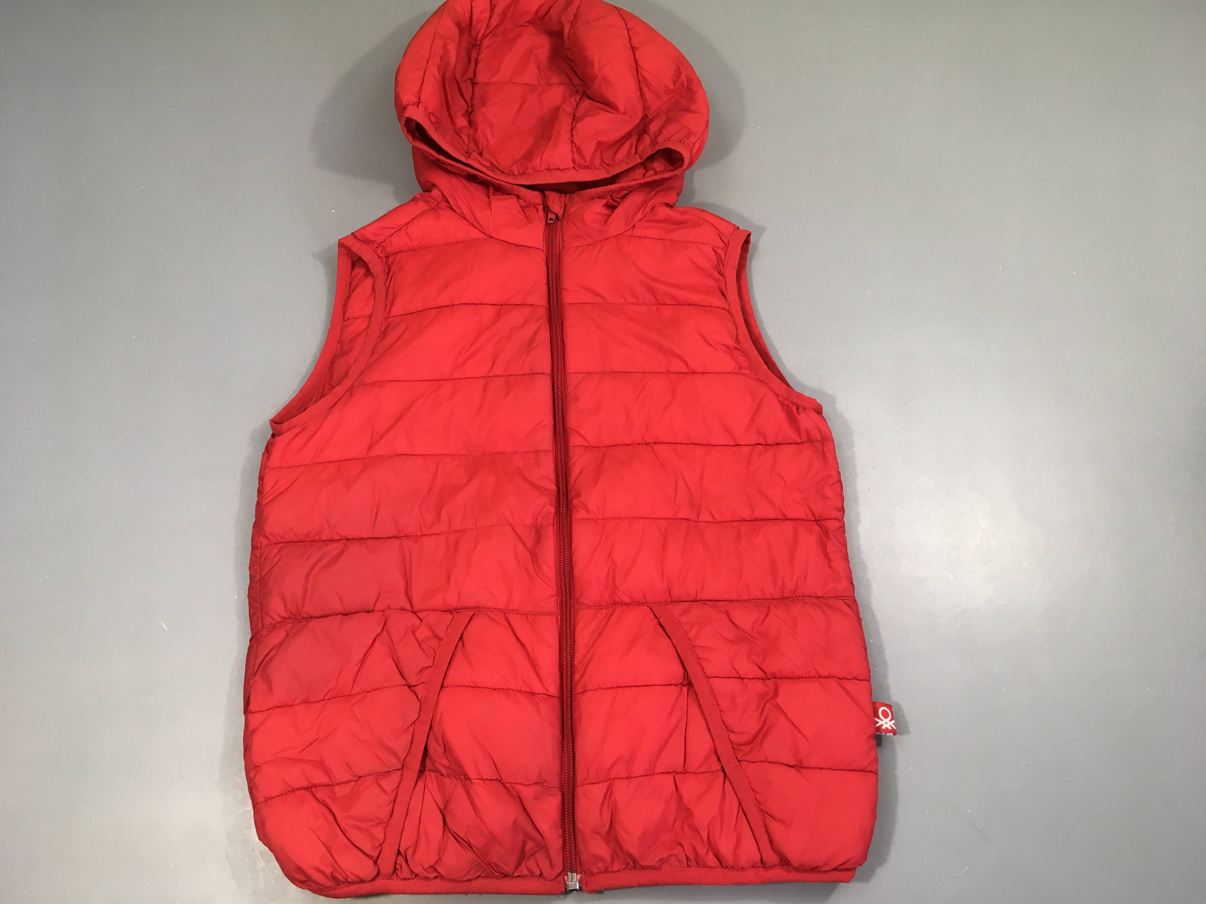 Bodywarmer rouge à capuche
