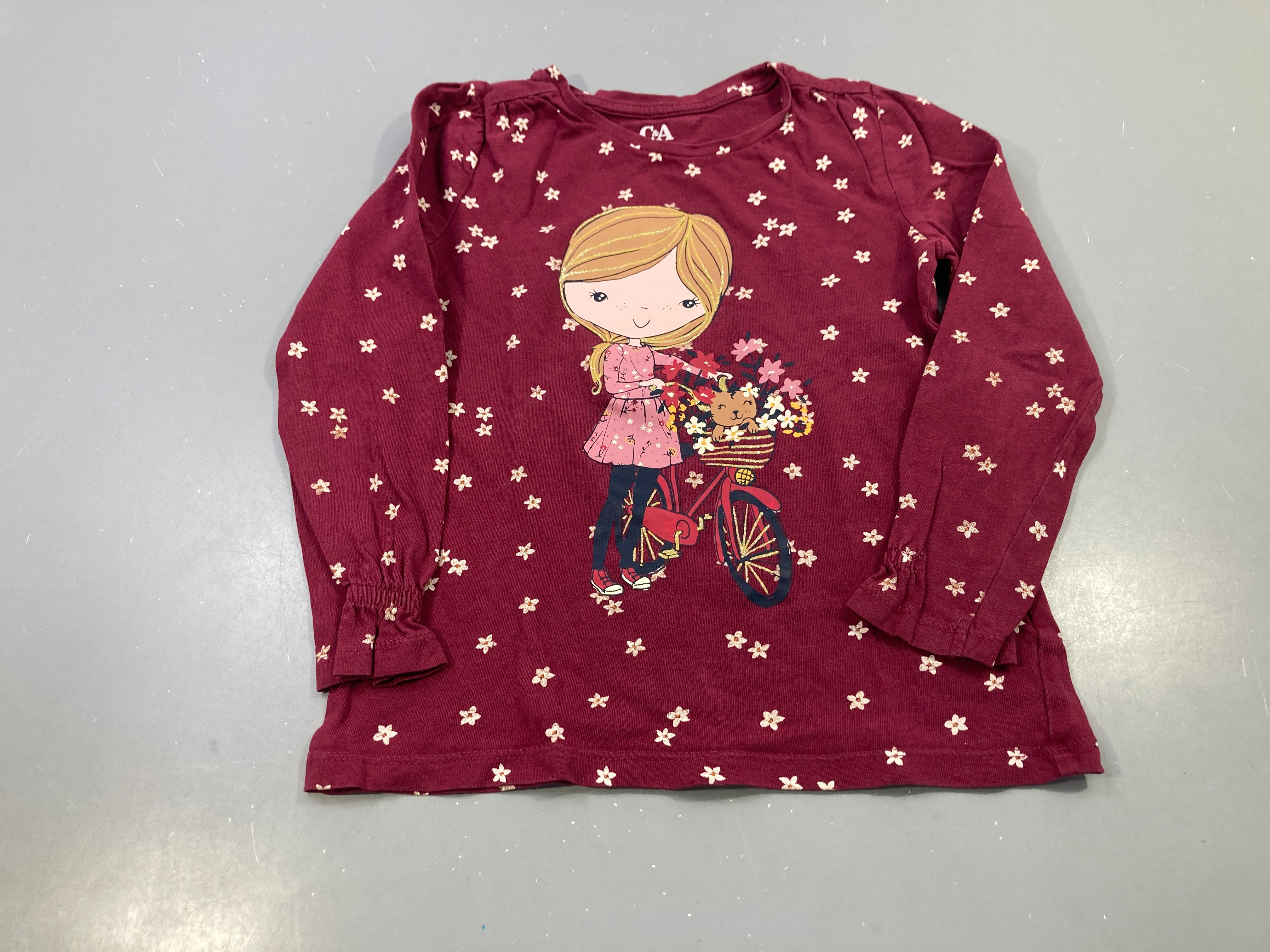 T-shirt m.l bordeaux fleurs, fille à vélo