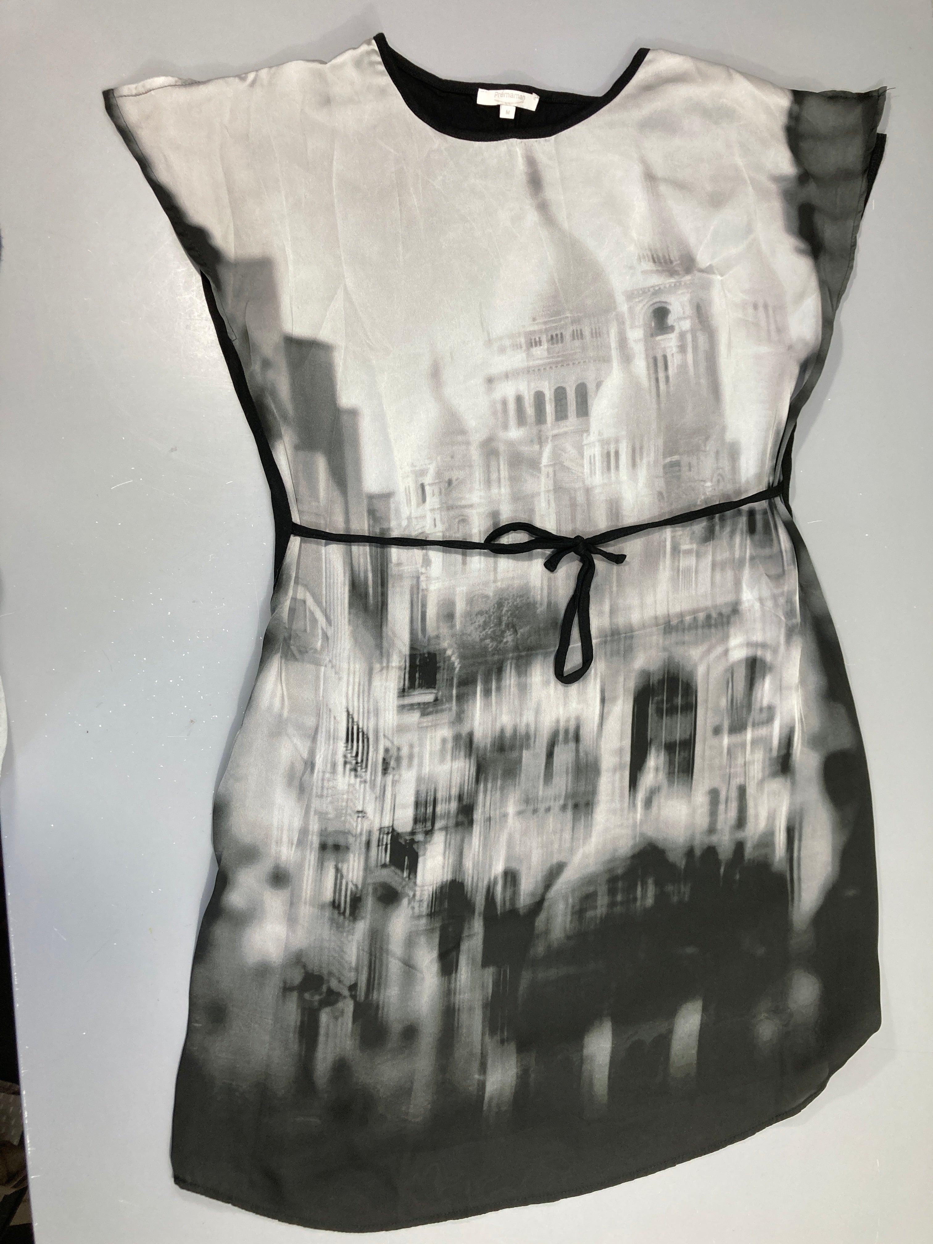 Robe m.c satiné noir/blanc ville