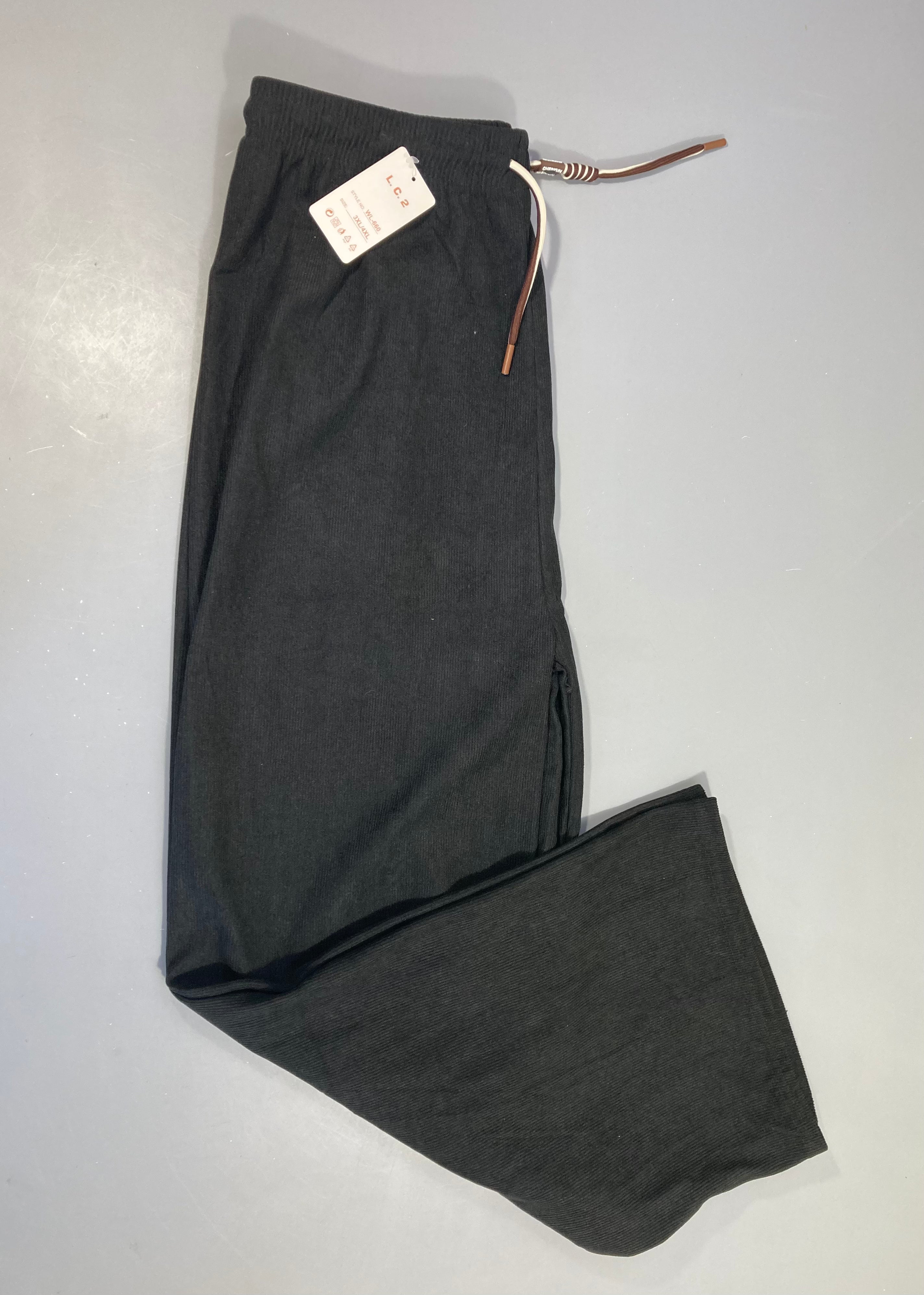 NEUF Pantalon velours côtelé noir Taille comme un M-L