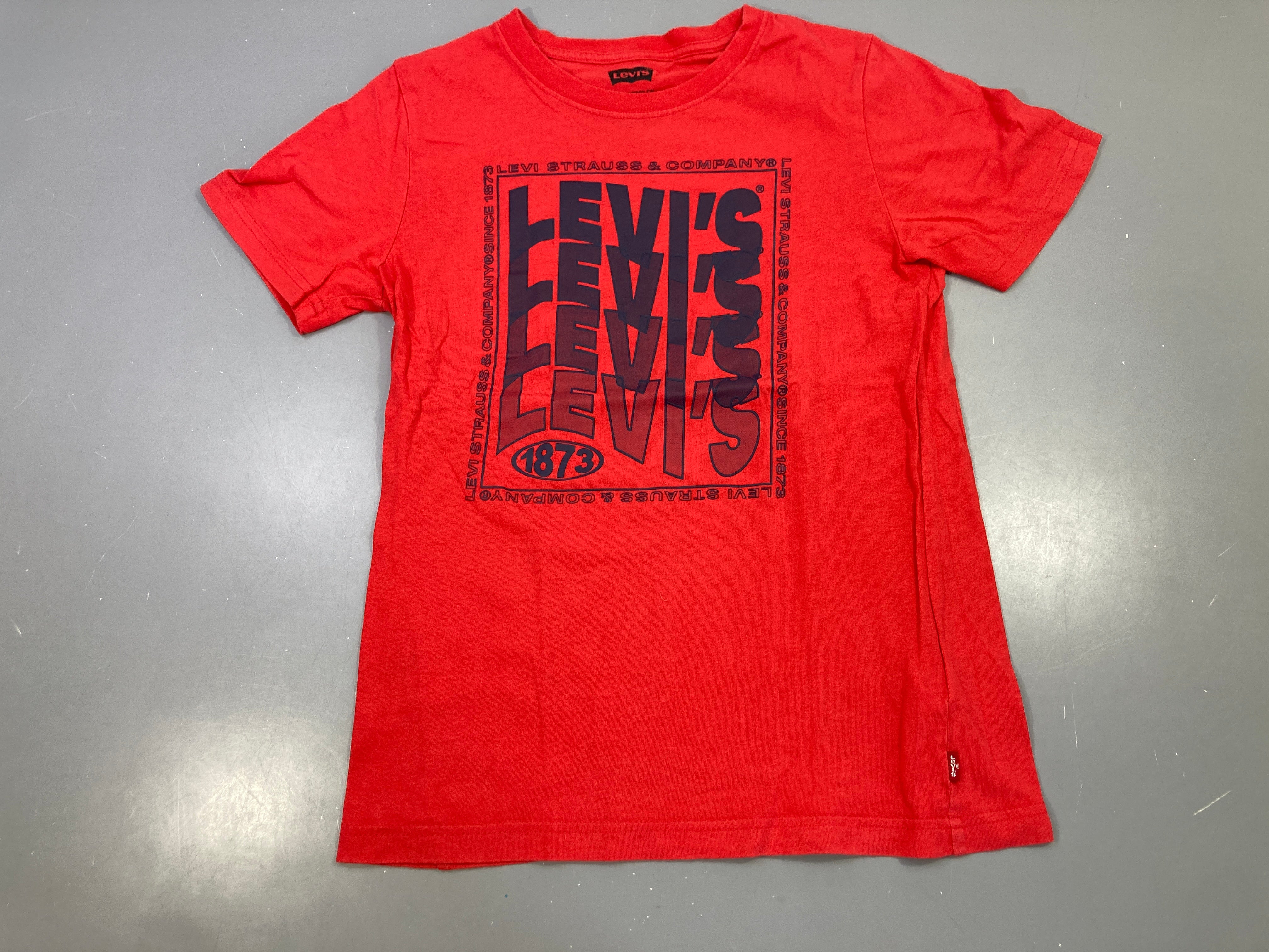 T-shirt m.c rouge logo, un peu bouloché