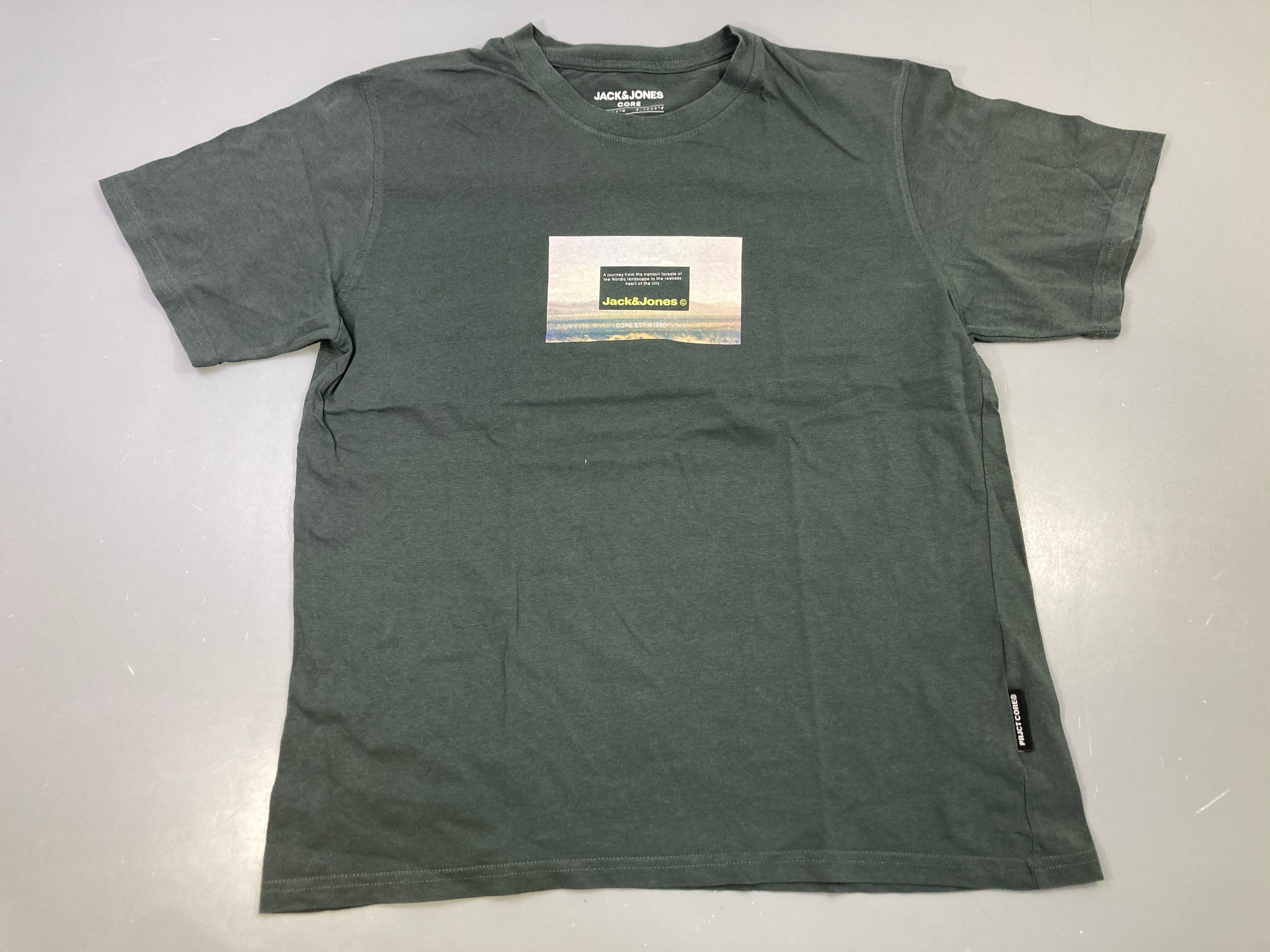 T-shirt m.c vert kaki foncé  logo