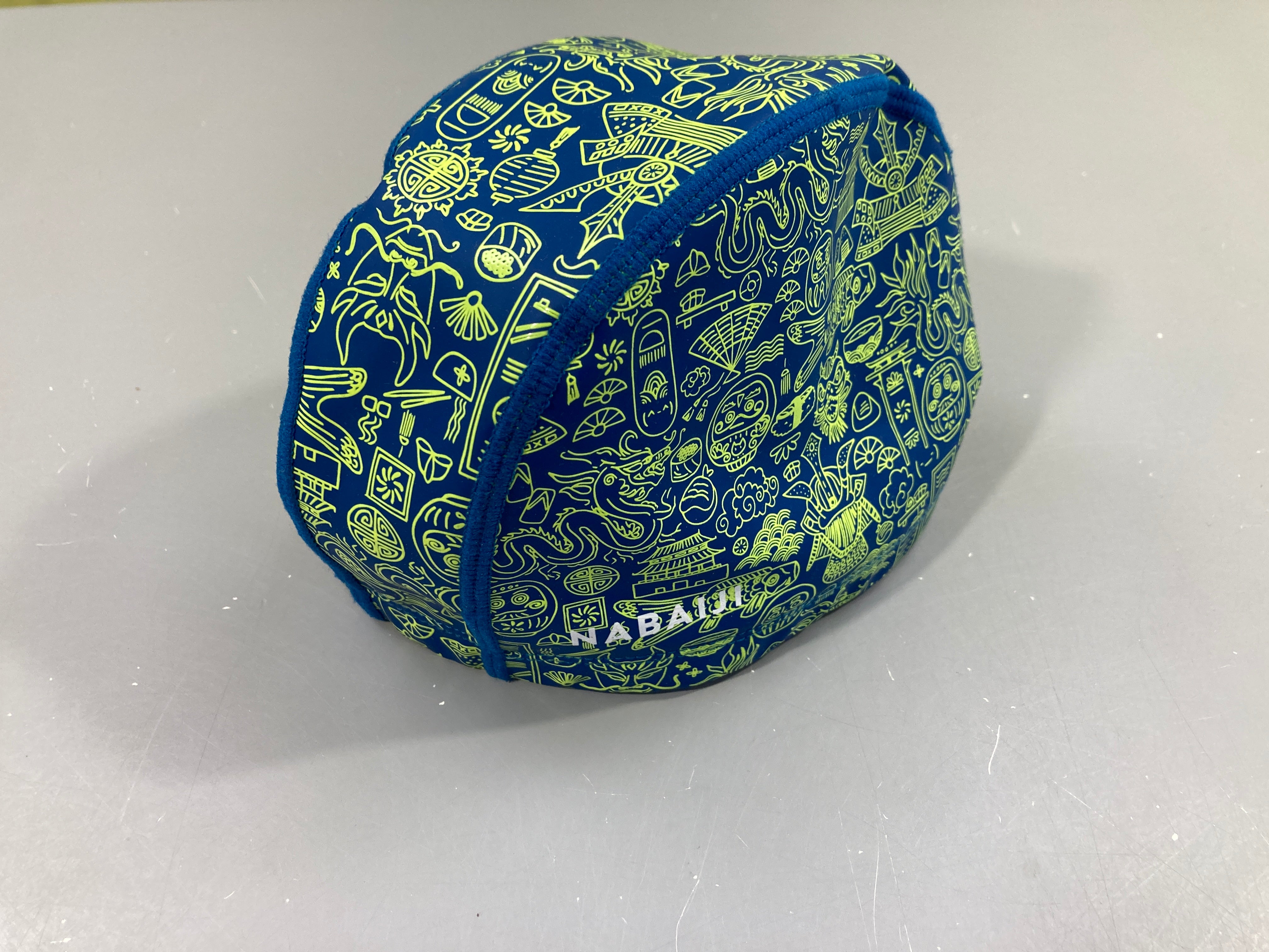 Bonnet de natation bleu motifs vert