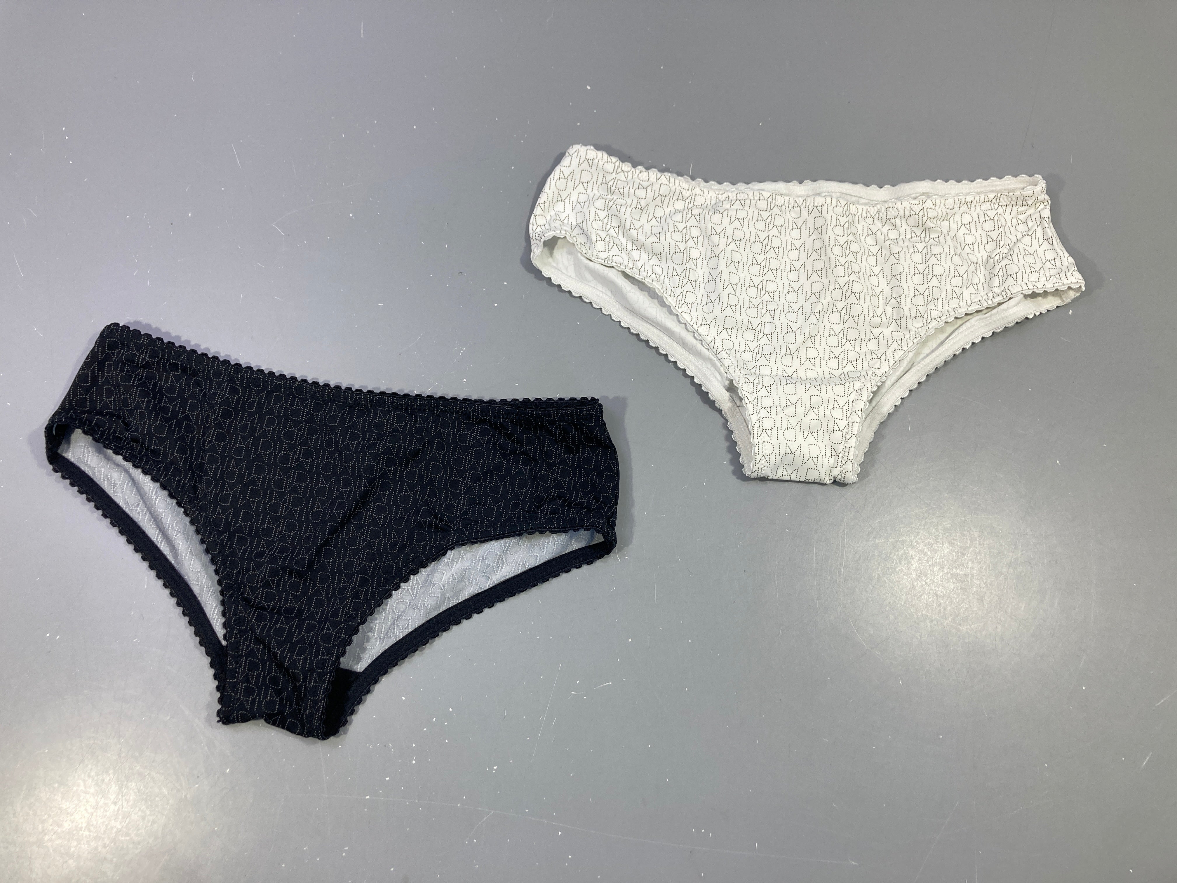 2 Culottes noire logo + blanche logo, Dim