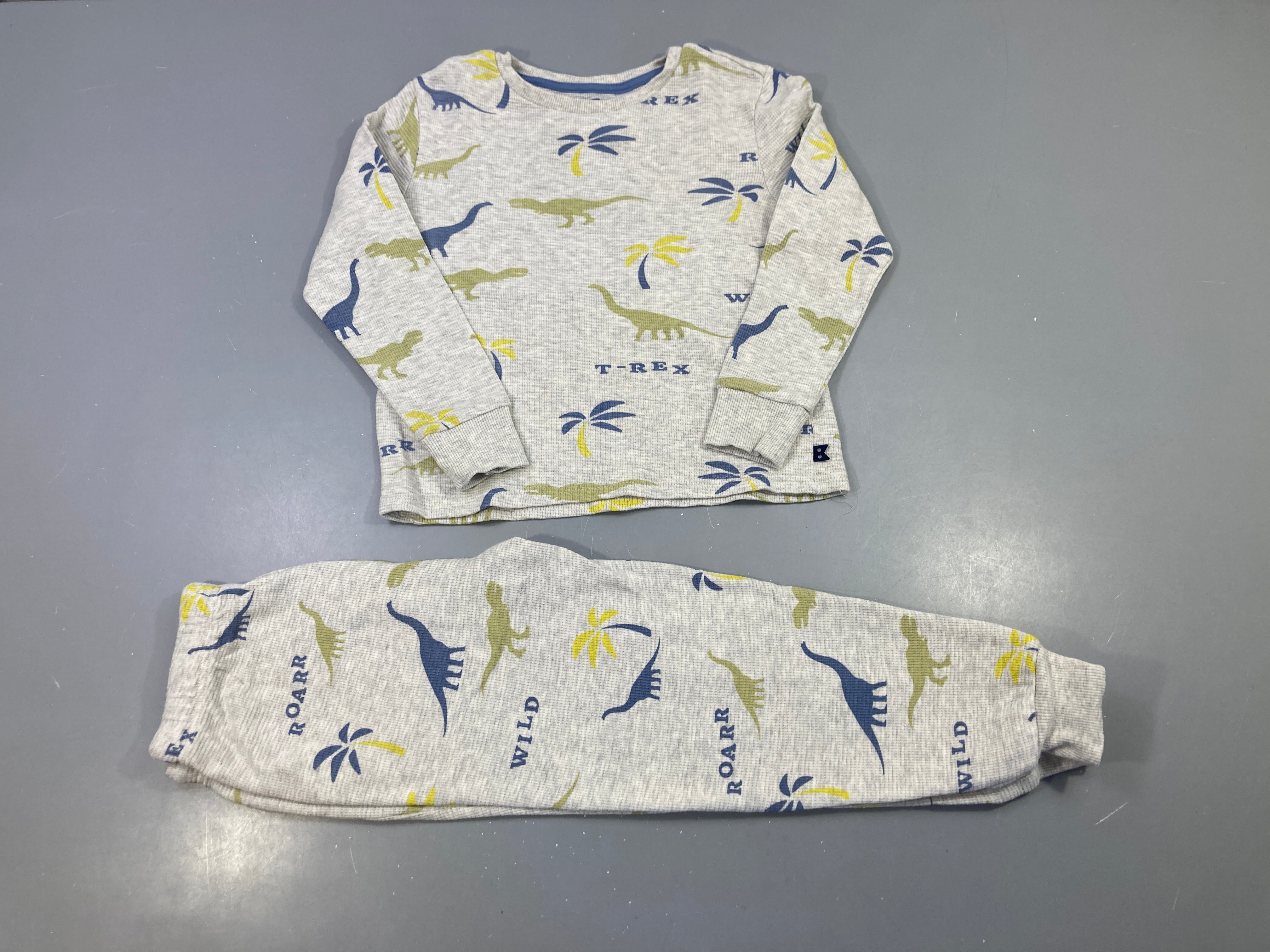 Pyjama 2pcs molleton texturé gris chiné dinosaures