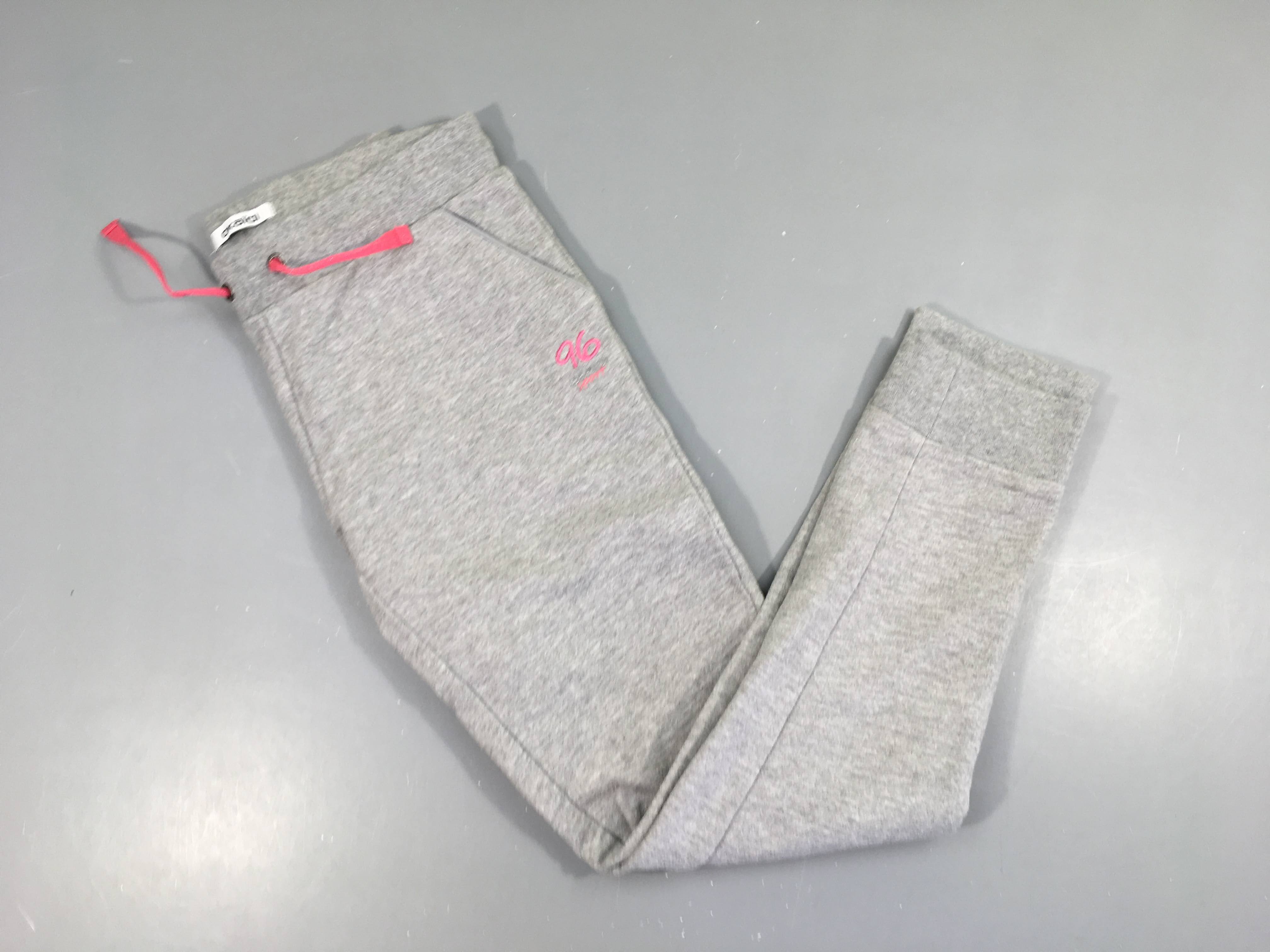 Pantalon training gris 96, légèrement bouloché