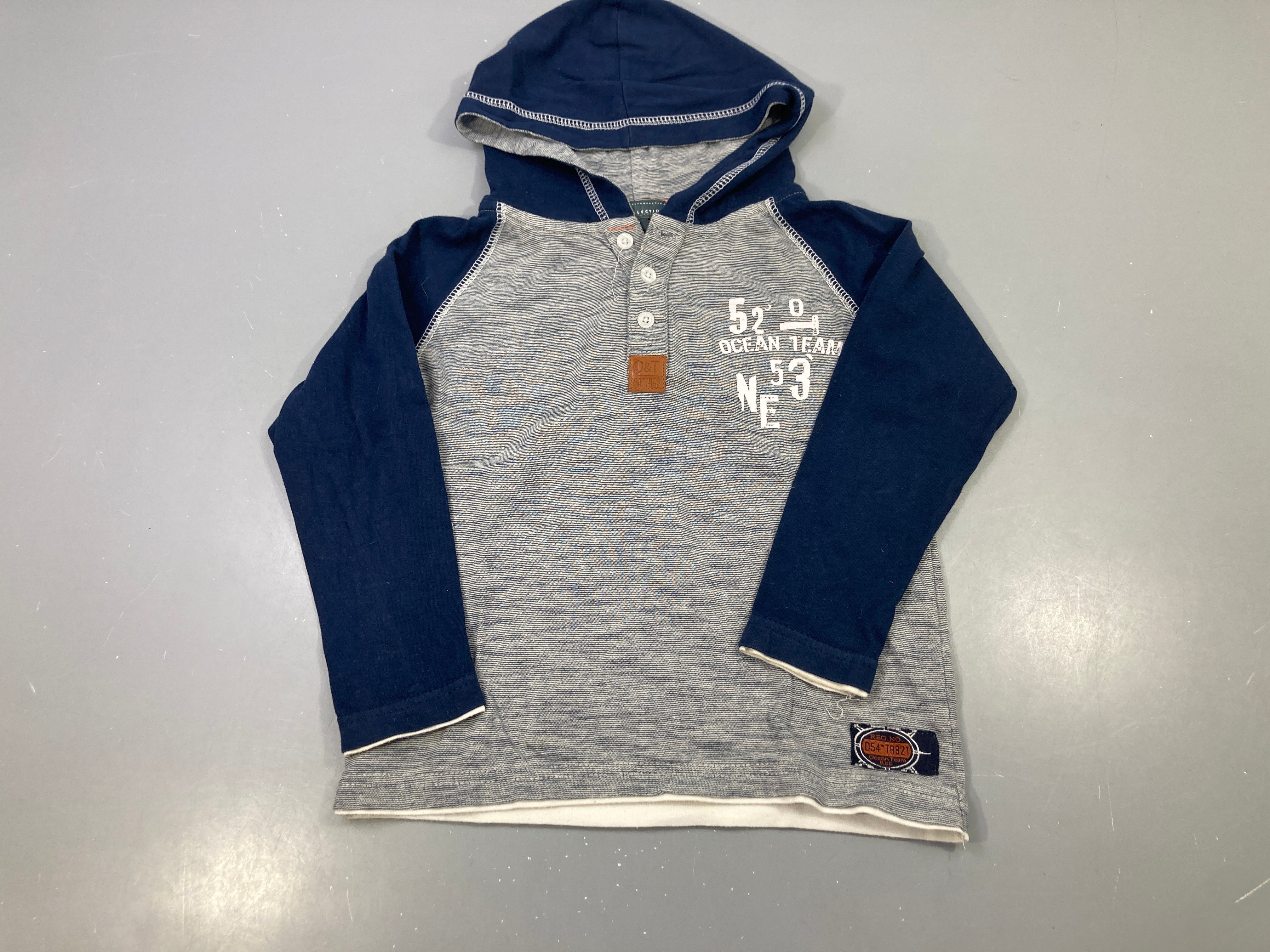 T-shirt m.l capuche gris chiné bleu marine Ocean Team, D&T
