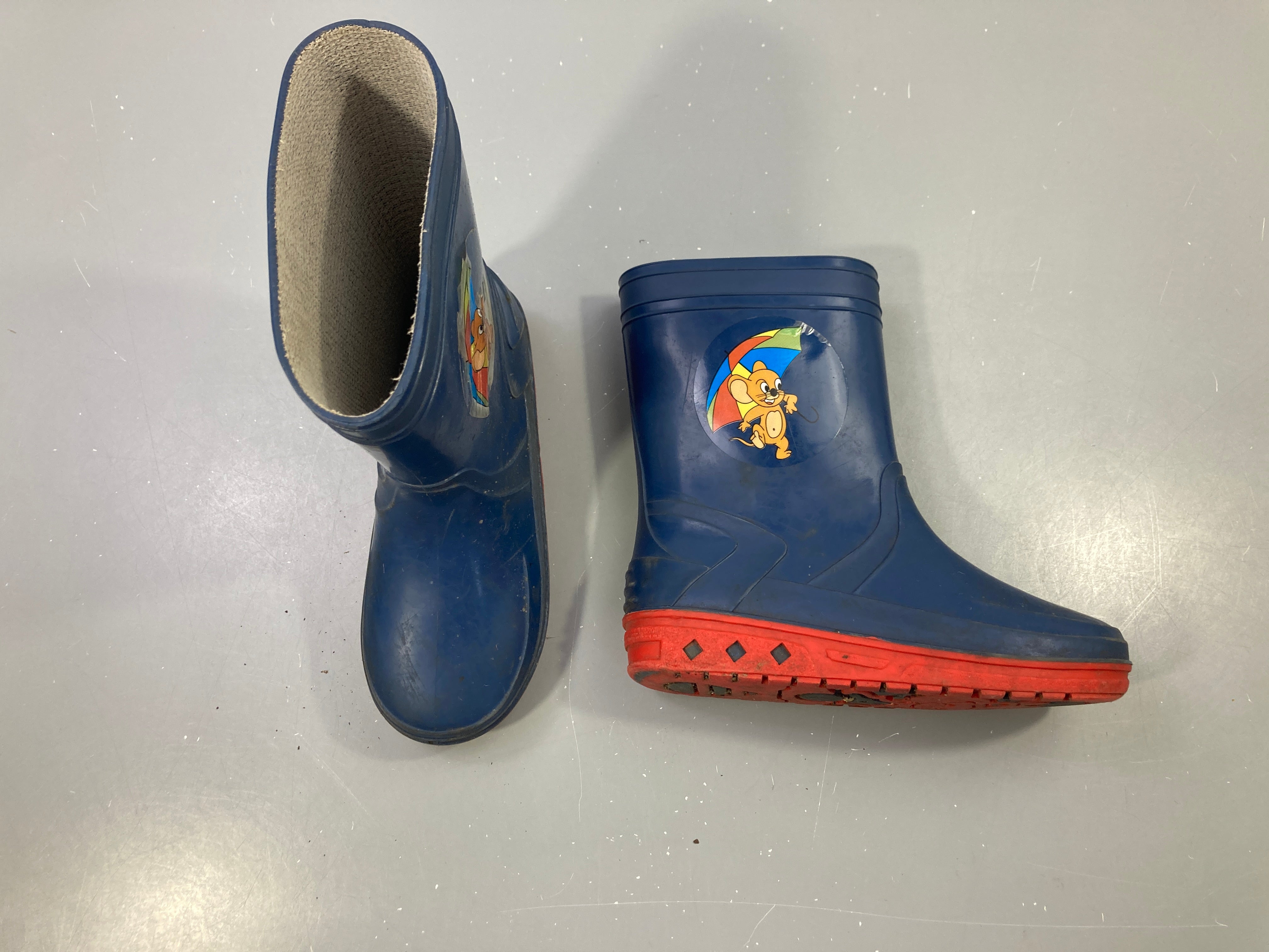 Bottes bleu marine motif souris parapluie