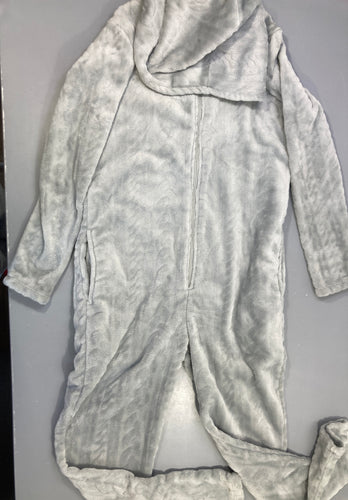 Surpyjama capuche gris duveteux, 34, moins cher chez Petit Kiwi