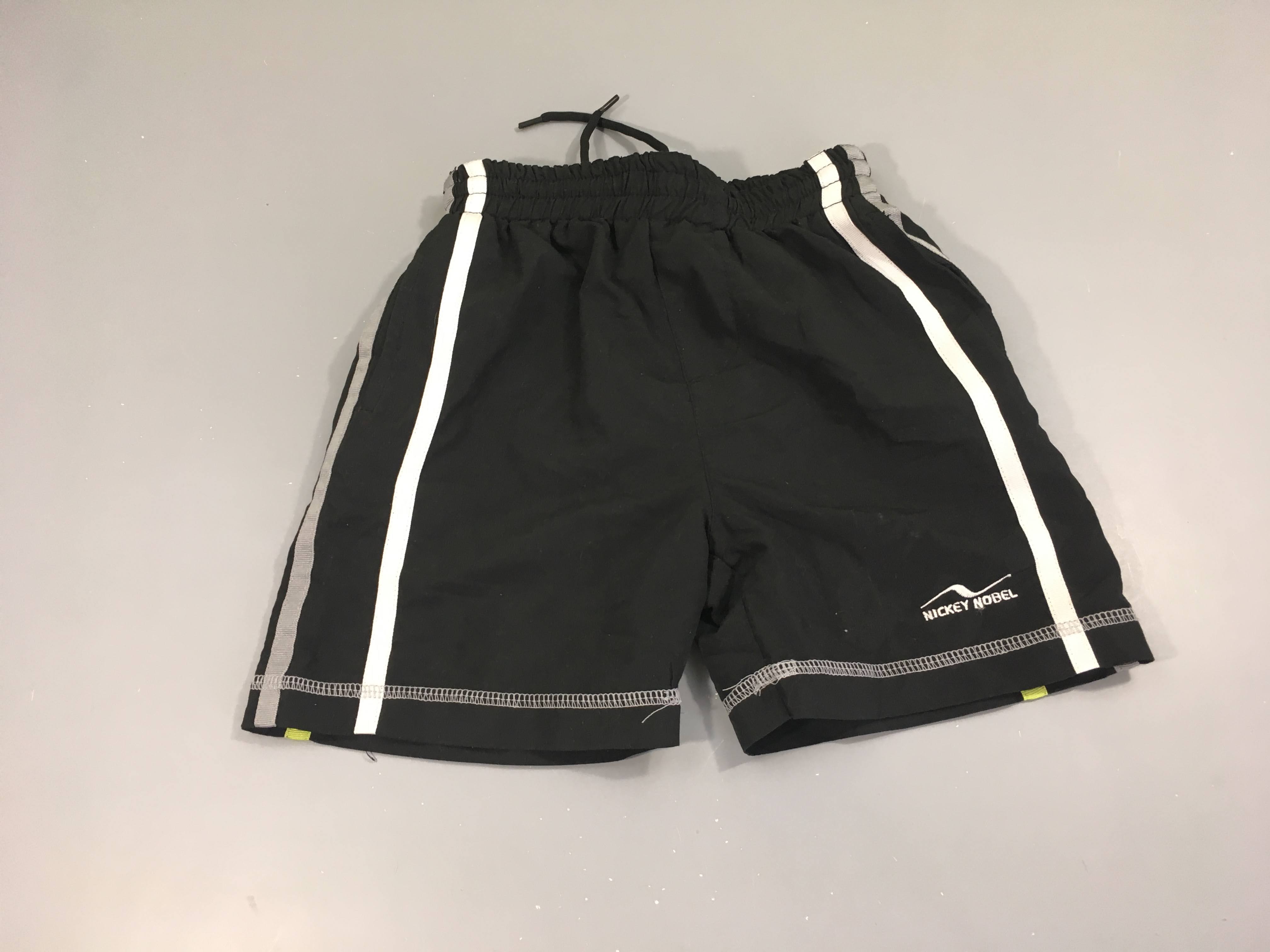 Short de sport noir