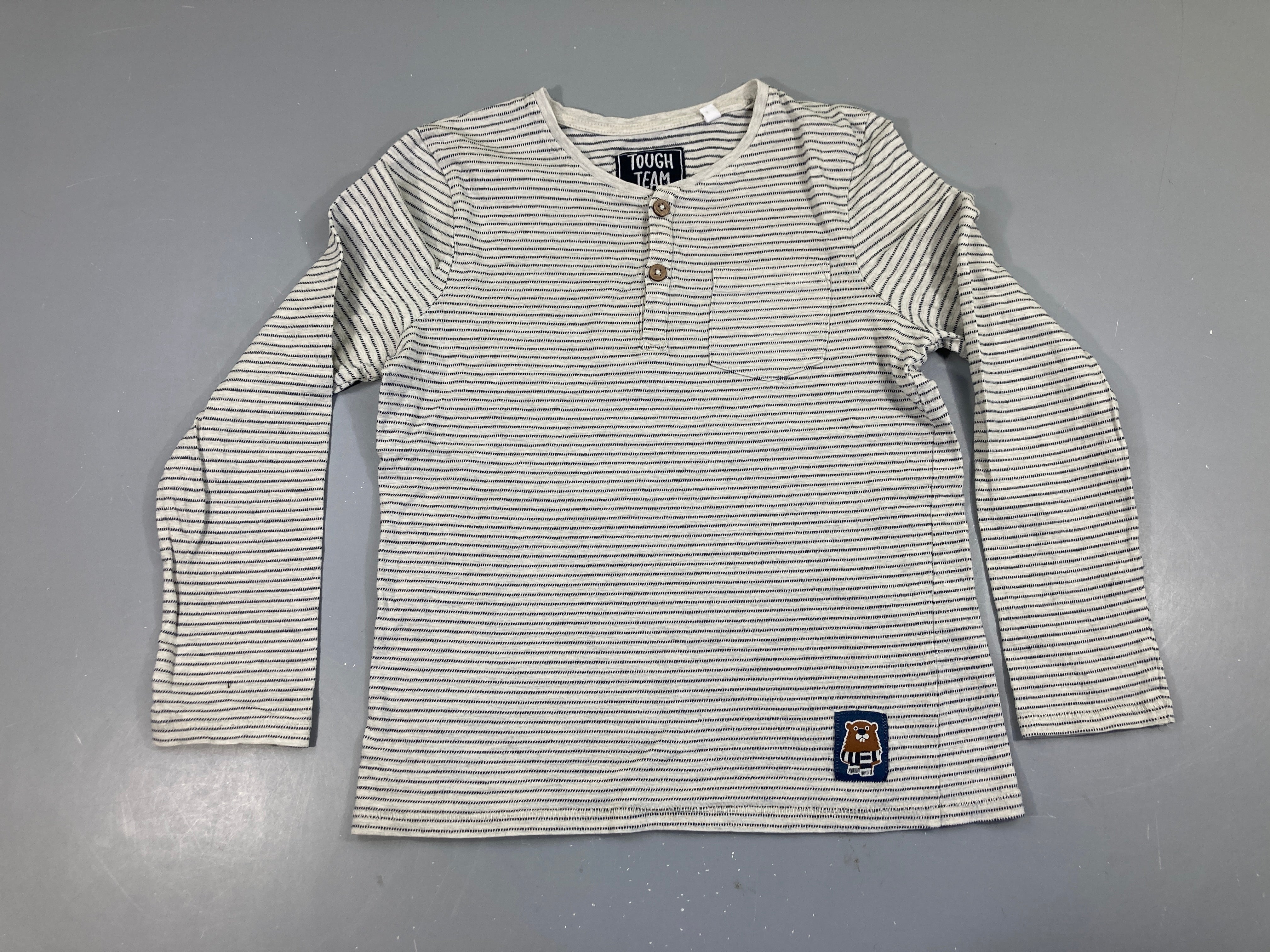 T-shirt m.l gris chiné rayé noir poche