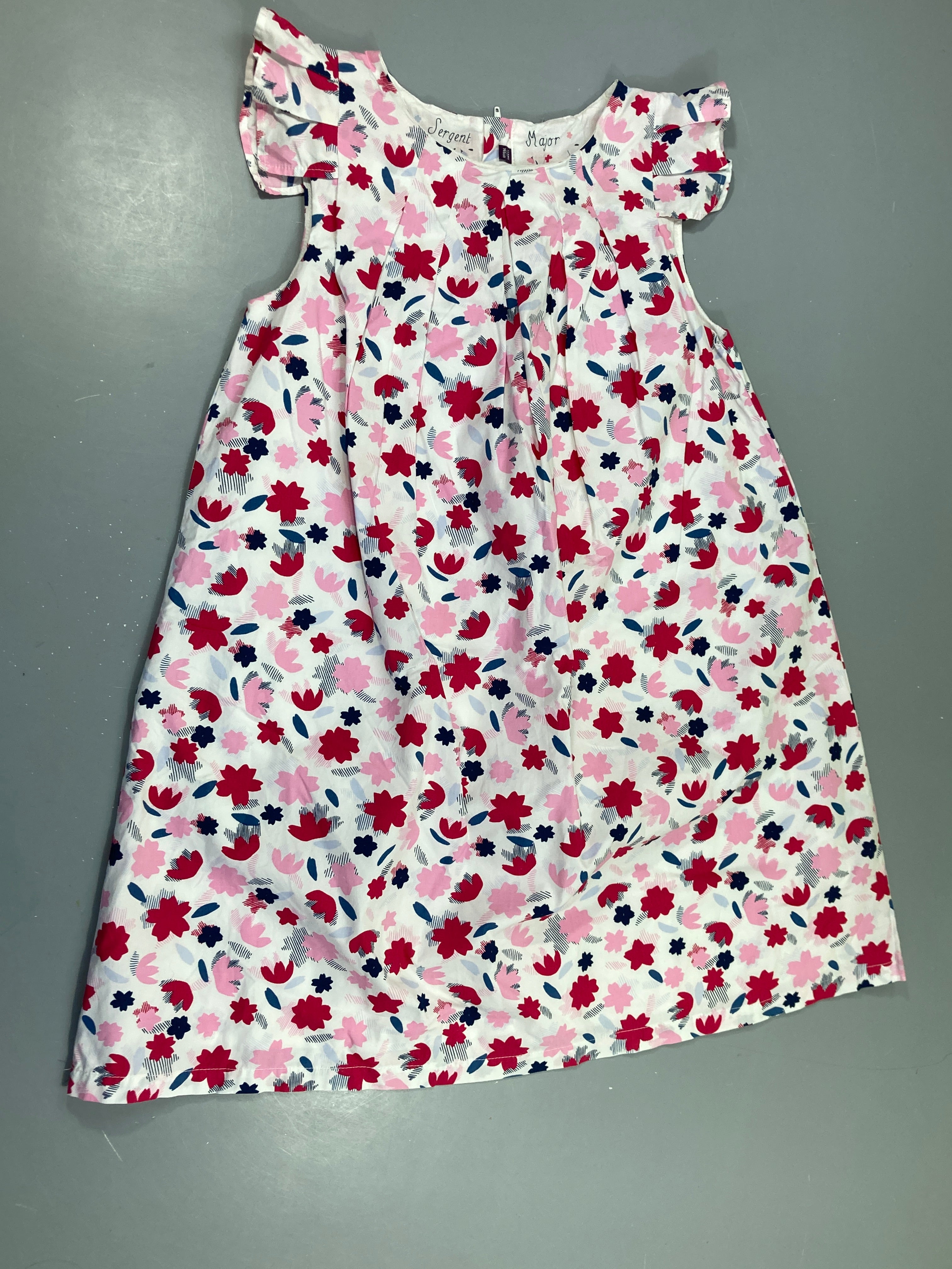 Robe m.c blanche fleurs rose