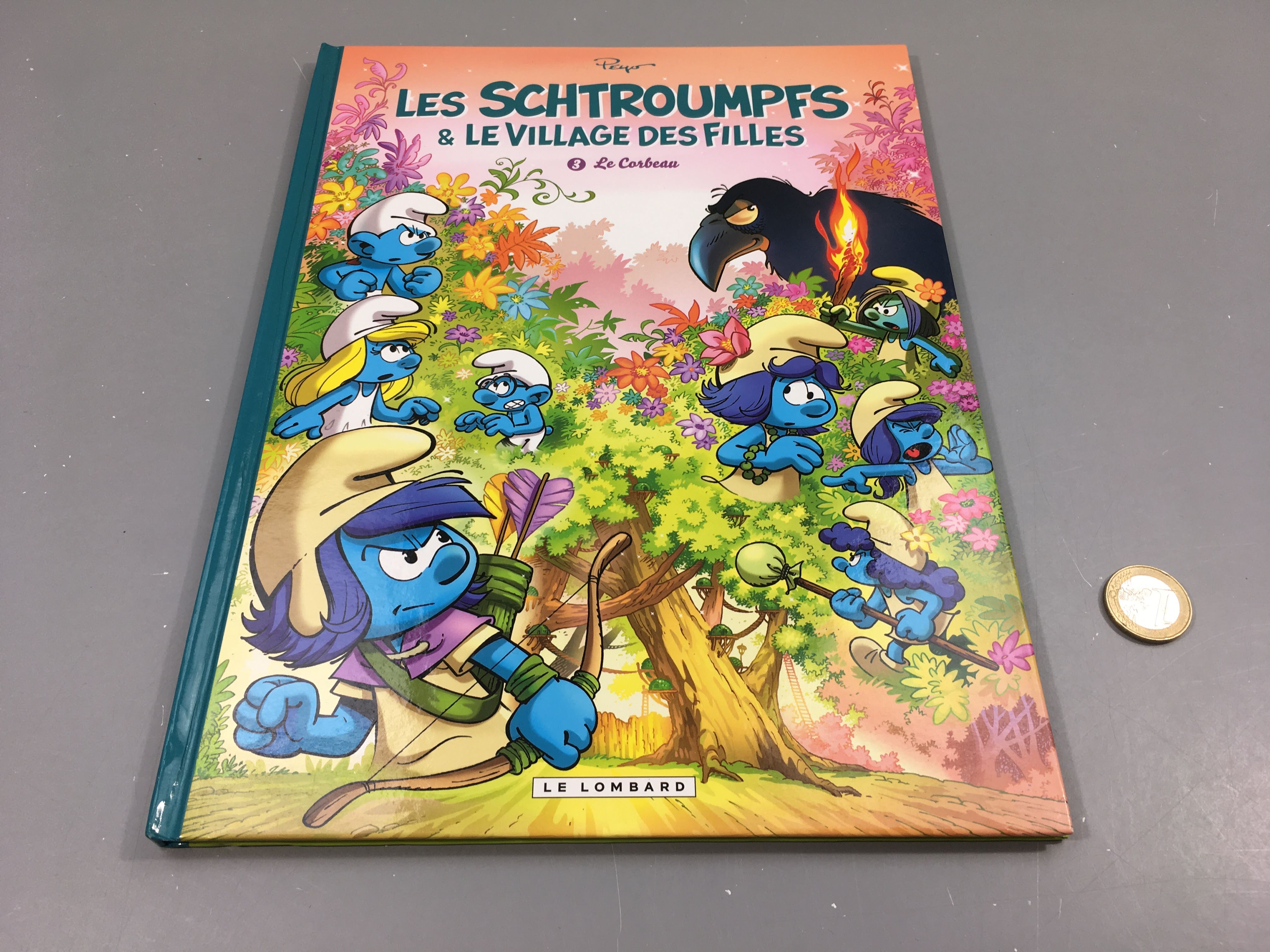 Le cor.beau, 3, Les Schtroumpfs & le village des filles