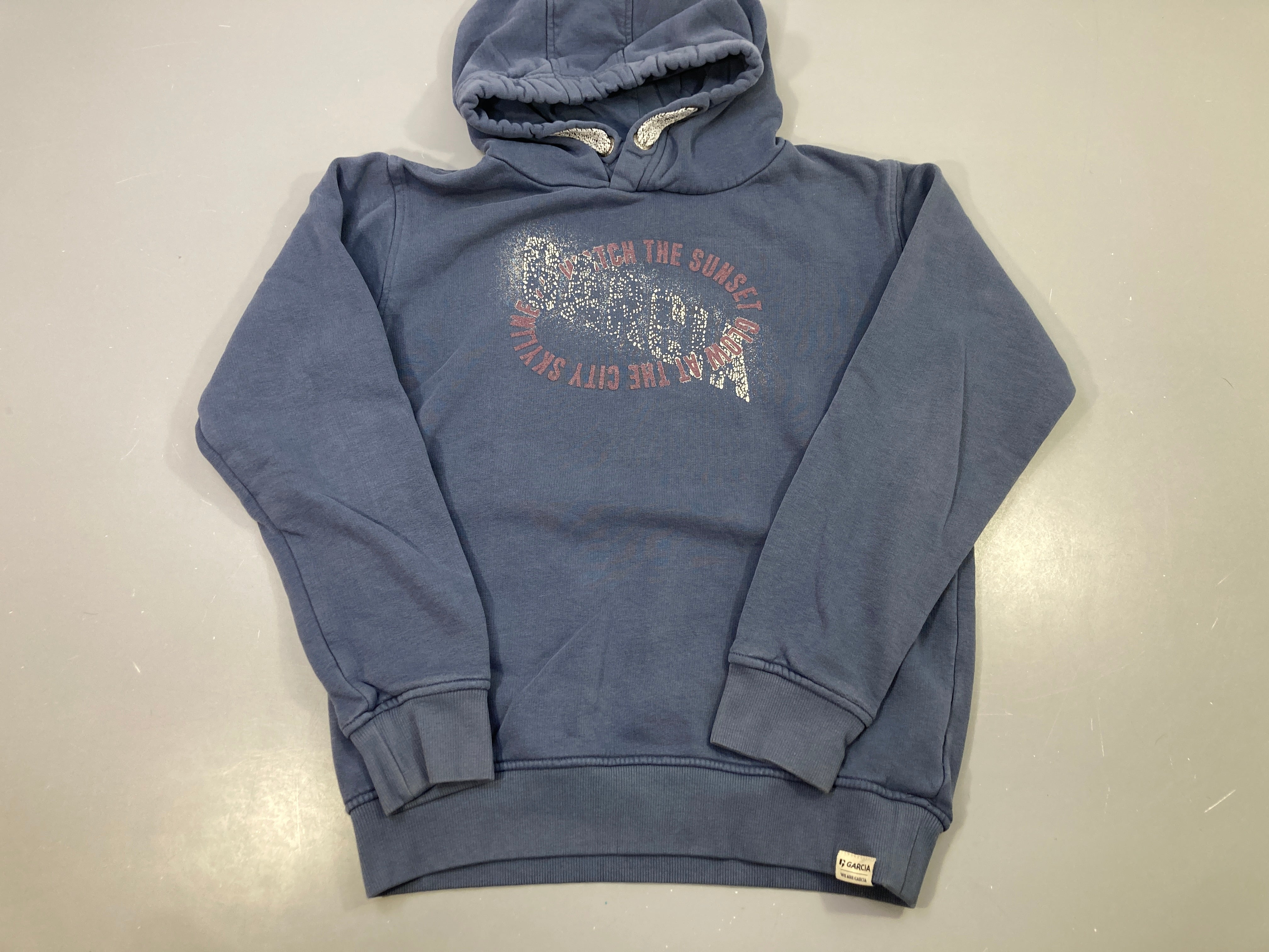 Sweat capuche bleu gris Floc en partie effacé