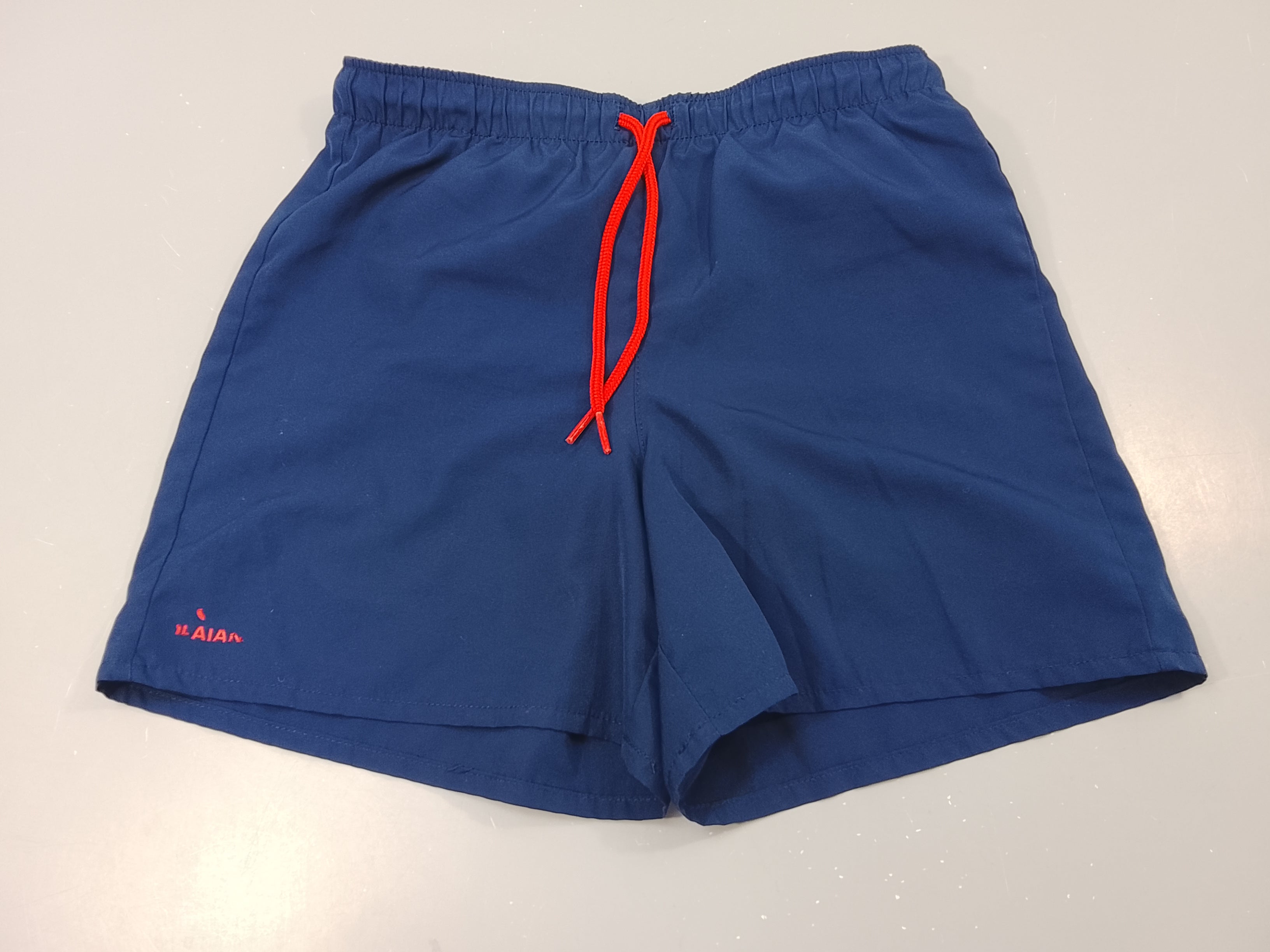 Maillot short bleu marine  et rouge 