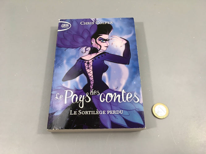Le pays des contes, moins cher chez Petit Kiwi