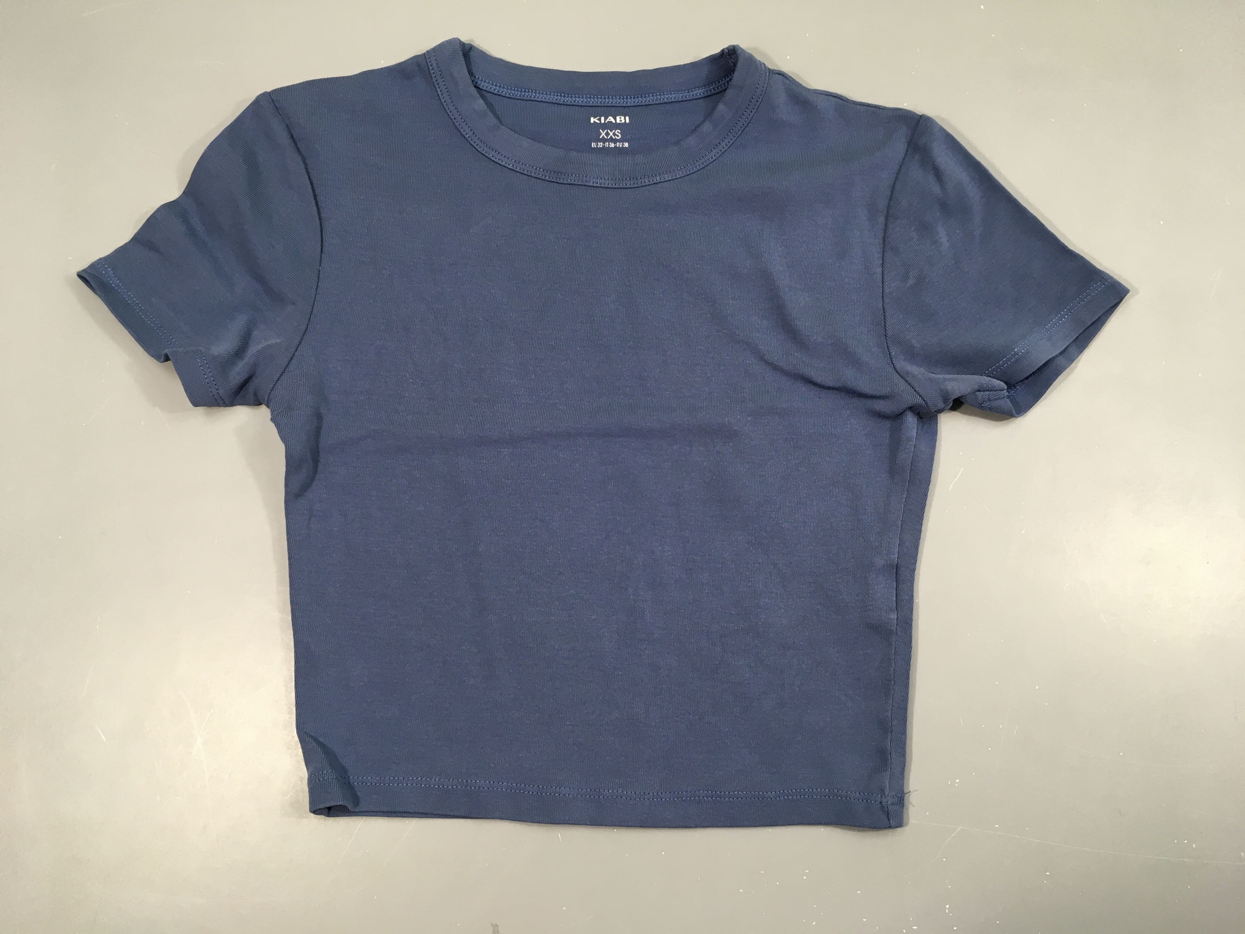 T-shirt m.c court bleu foncé