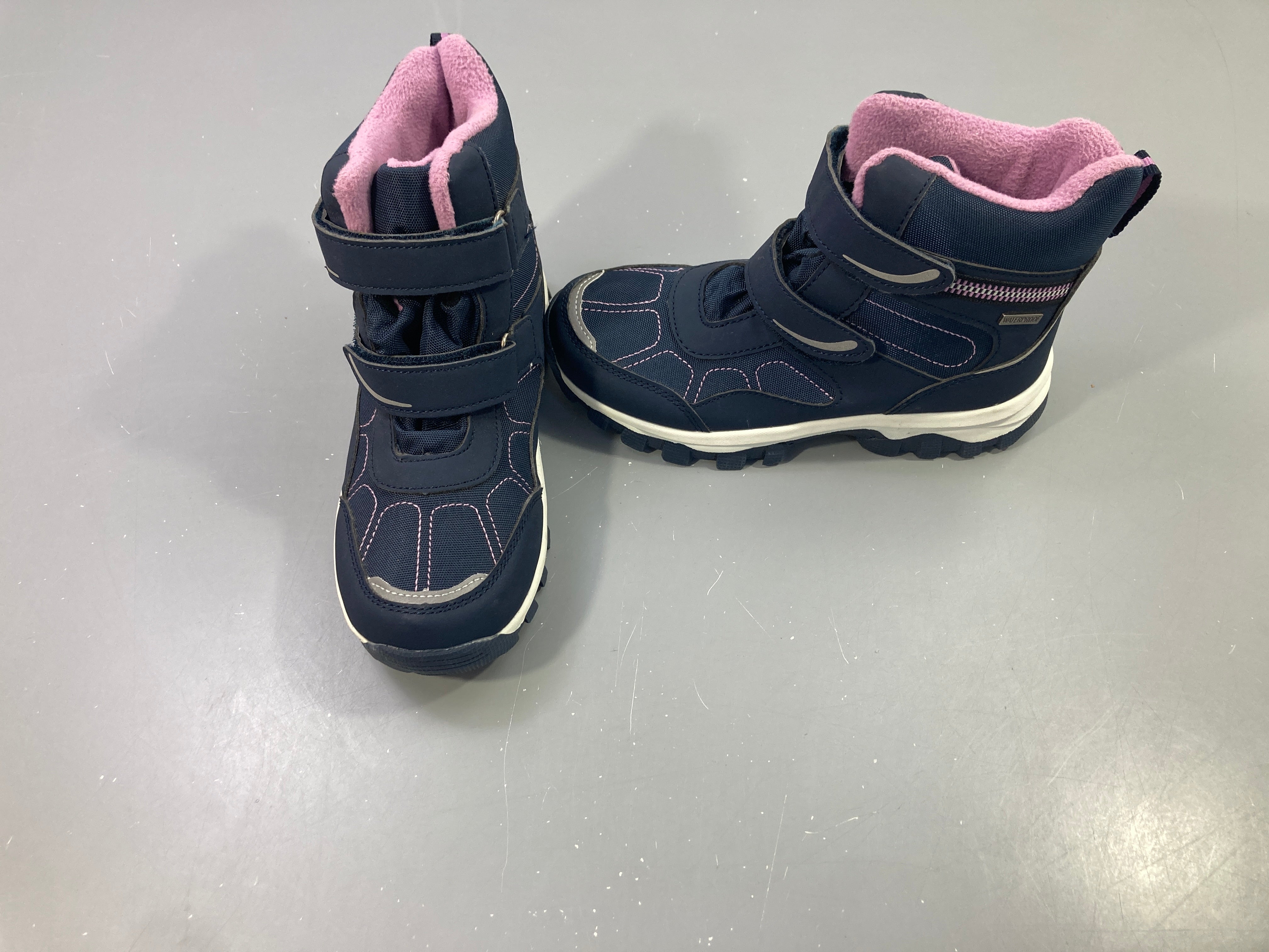 Etat neuf Bottines fourrées bleu marine rose, scratch, imperméables, 33