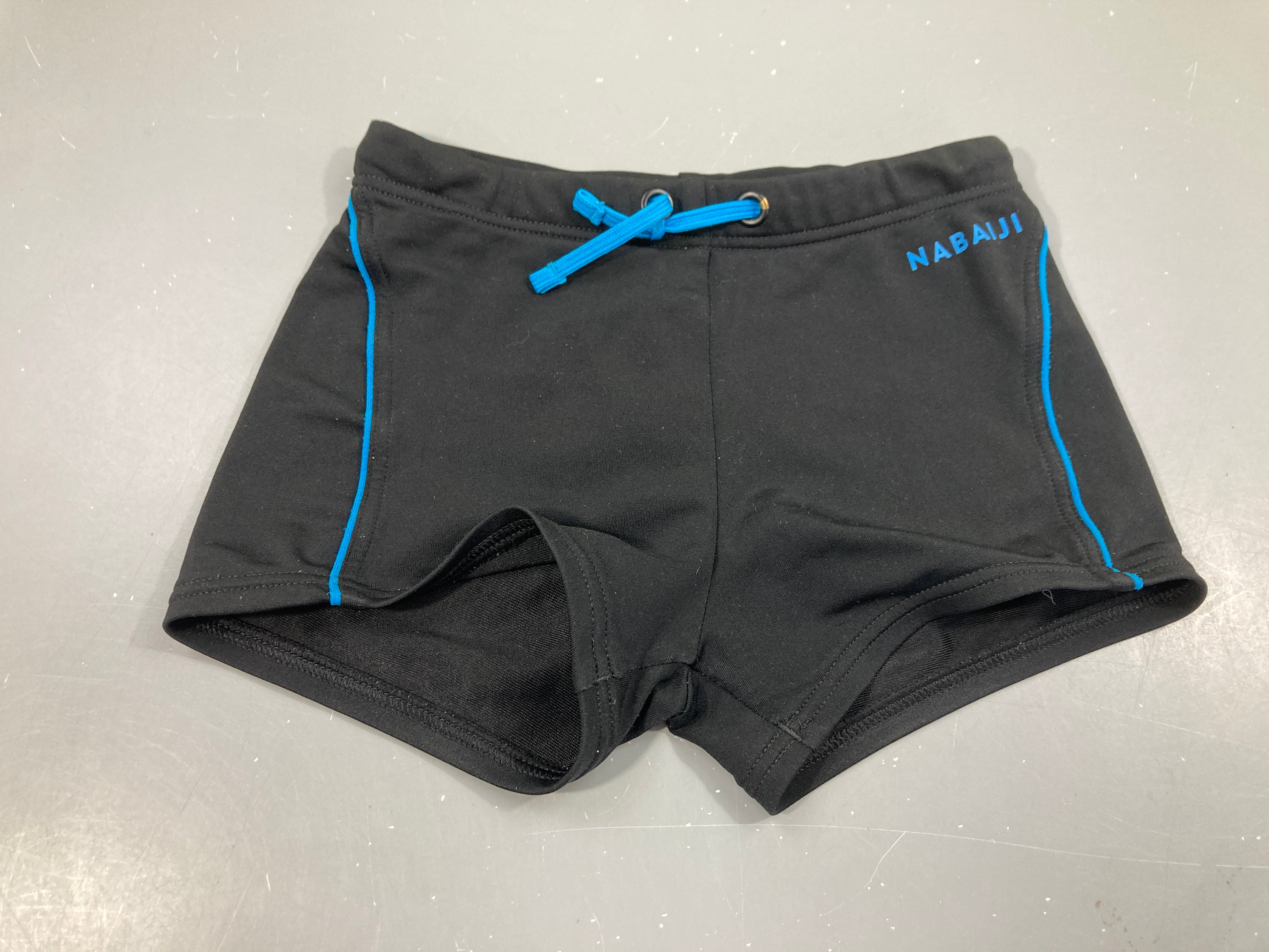 Mailot boxer noir bords bleus