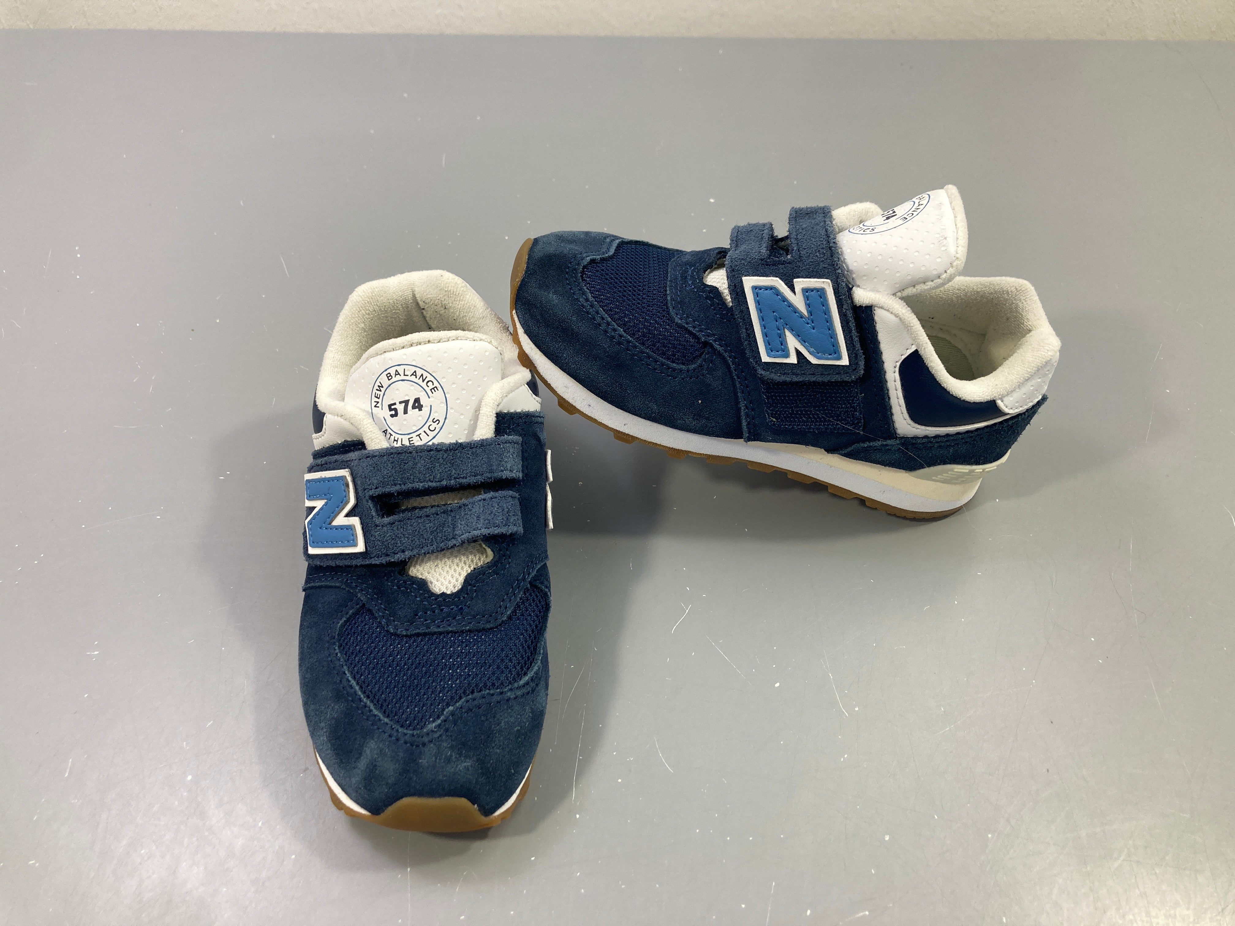 Baskets bleu marine daim scratch, New Balance, 29