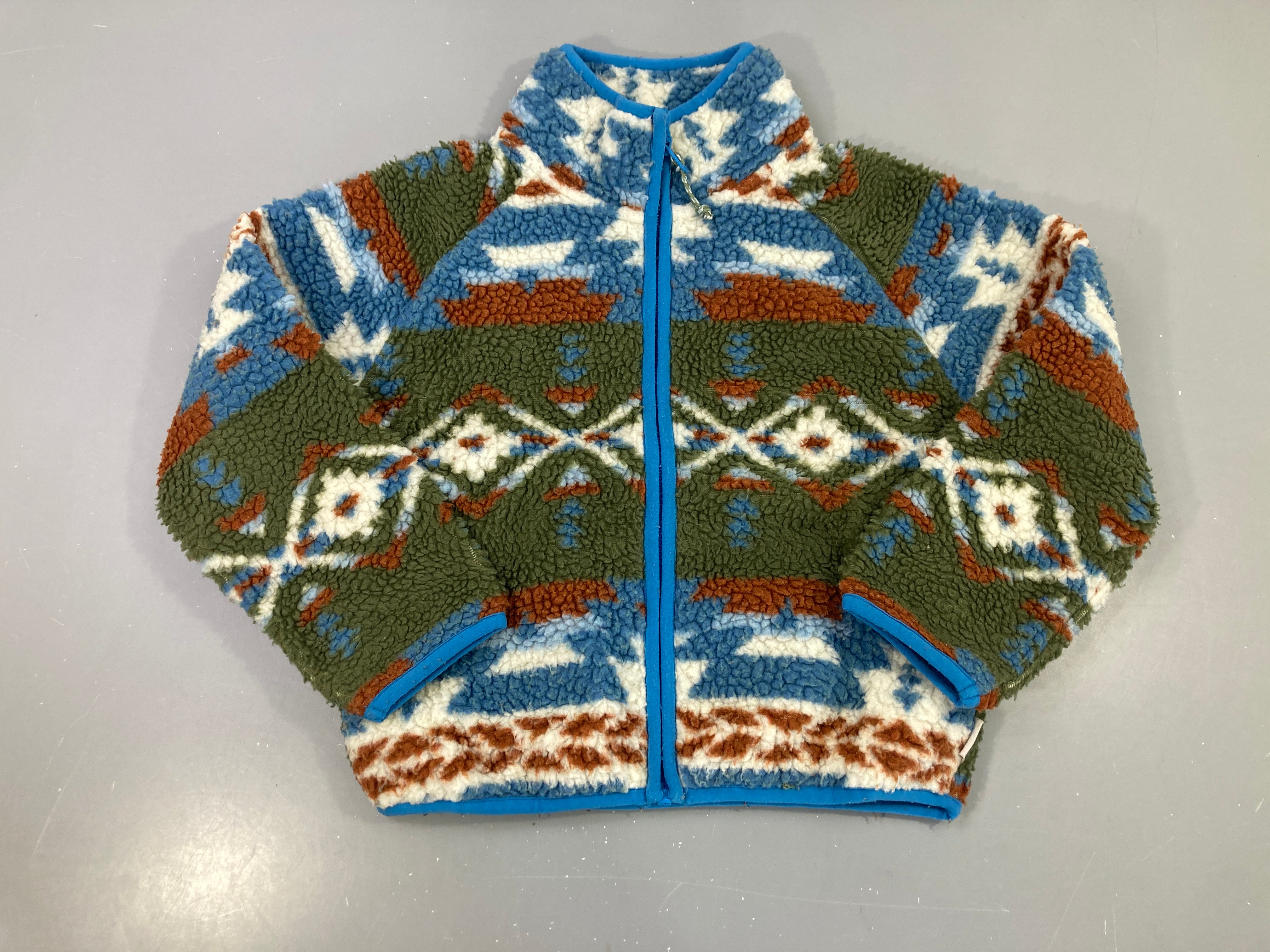 Polaire zippée sherpa imprimé aztèque bleu vert marron, Ayacucho, légèrement bouloché