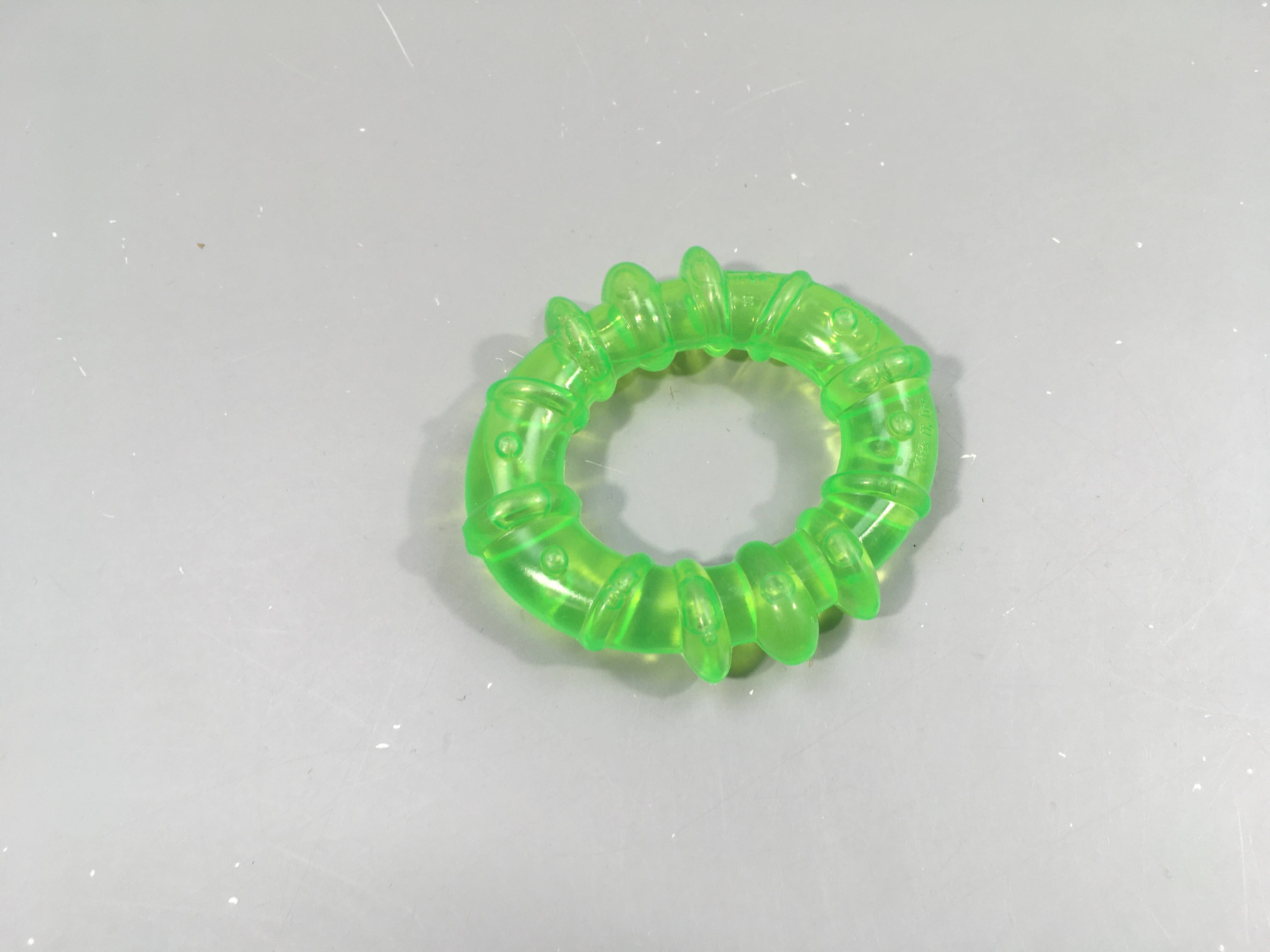 Anneau de dentition vert