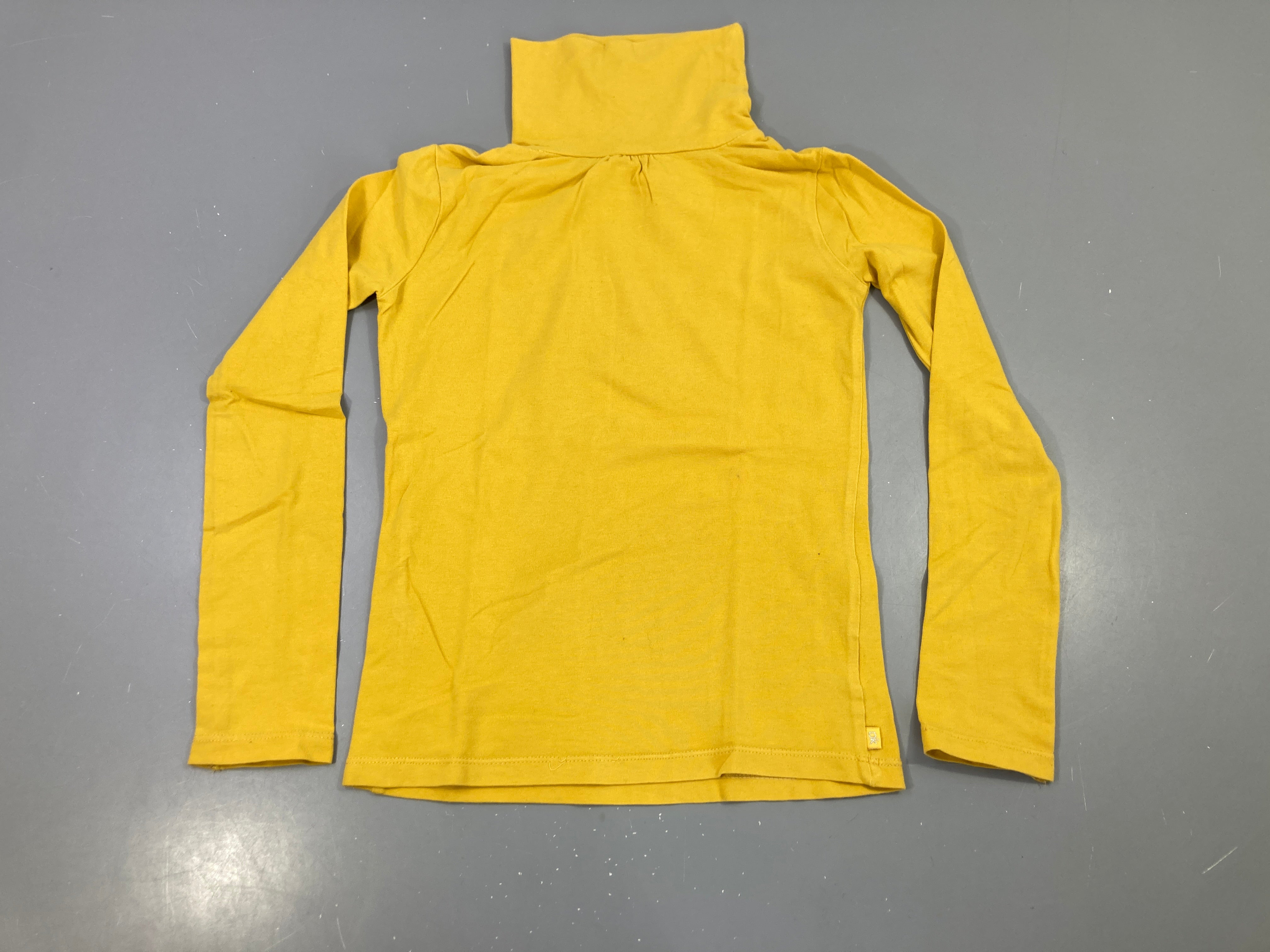 T-shirt m.l col roulé jaune moutarde papillon argenté col