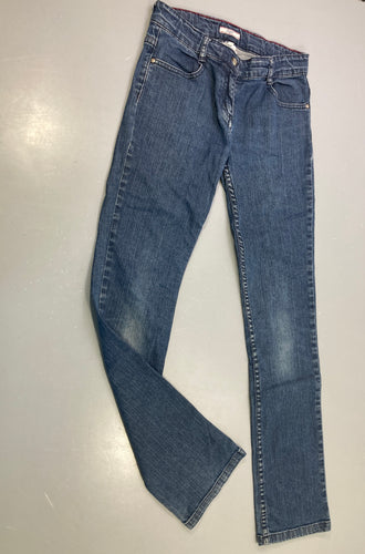 Jean slim bleu délavé, moins cher chez Petit Kiwi