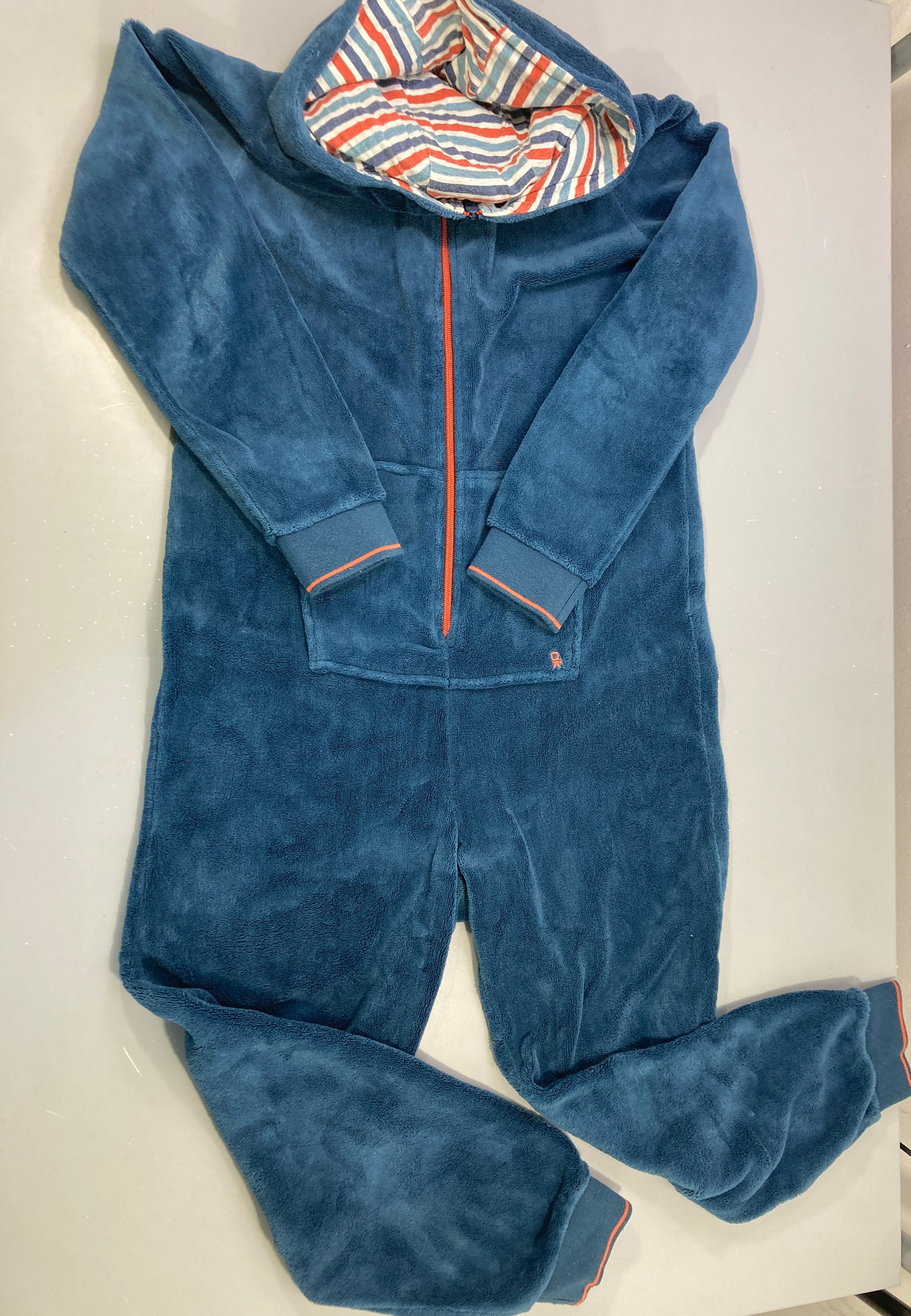 Combinaison pyjama velours bleu capuche rayée zippée