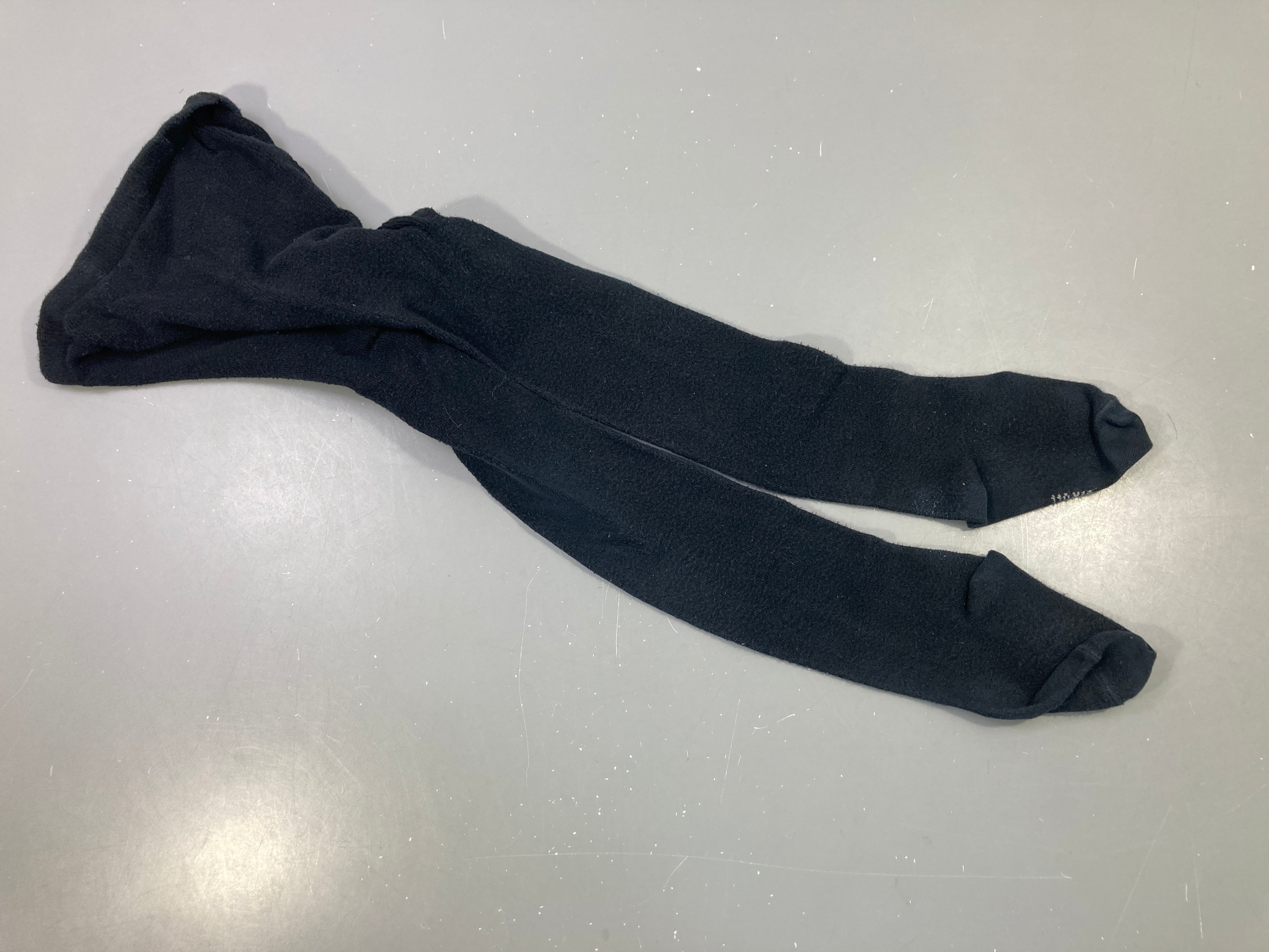 Collants noir bouloché
