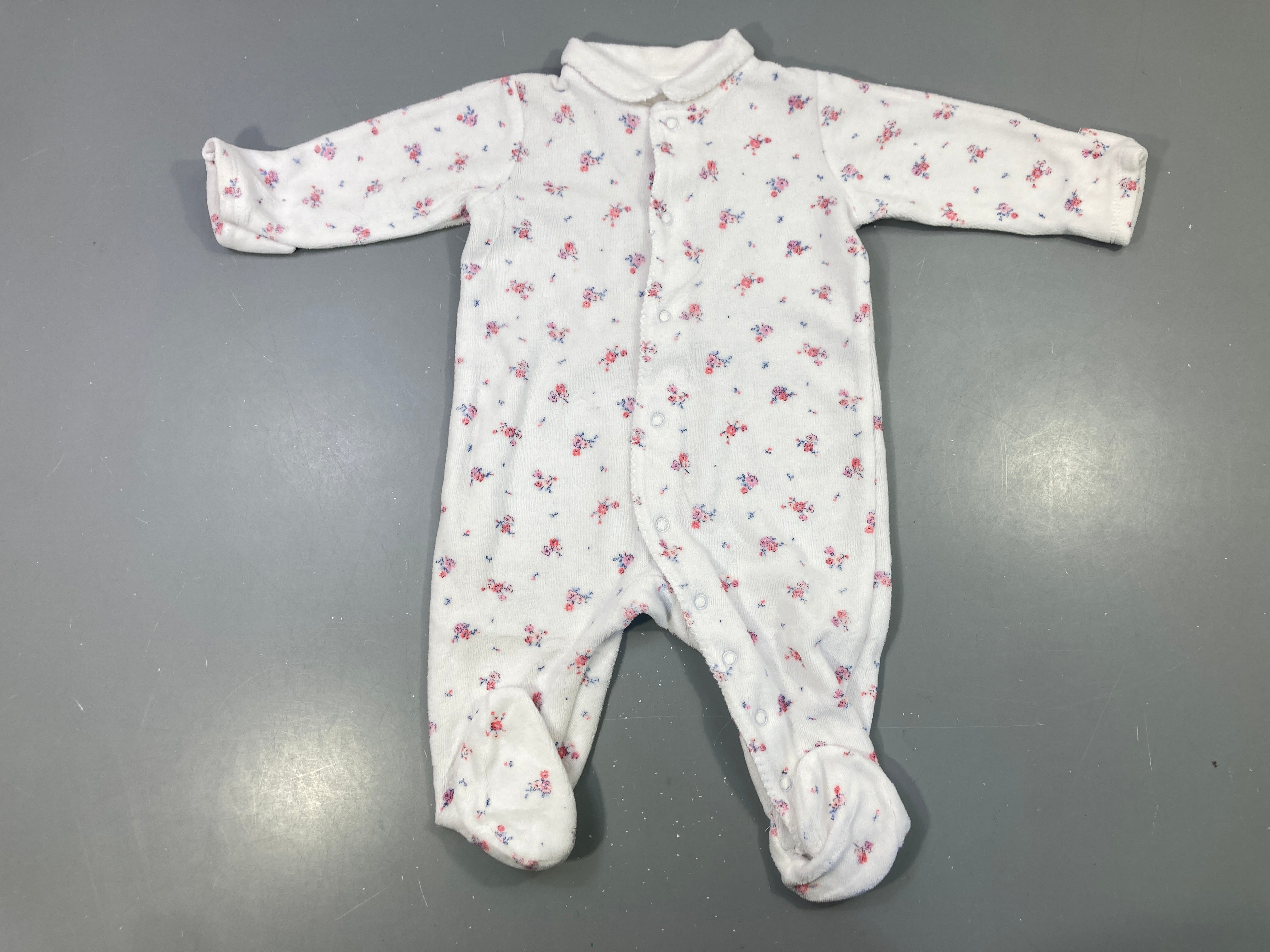 Pyjama velours blanc fleuri rose