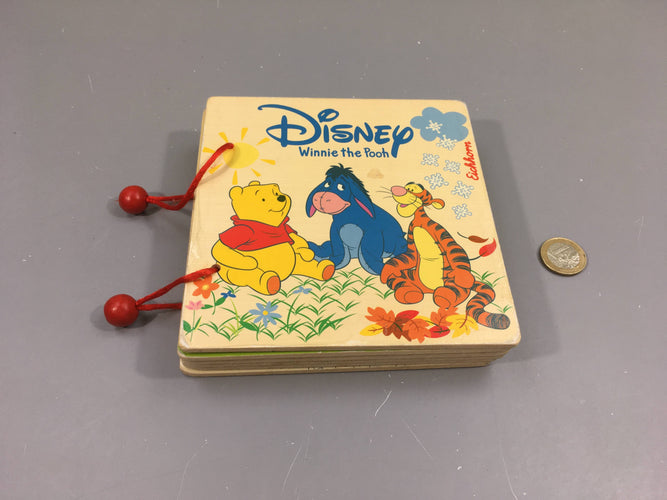 Livre en bois Winnie The Pooh, moins cher chez Petit Kiwi