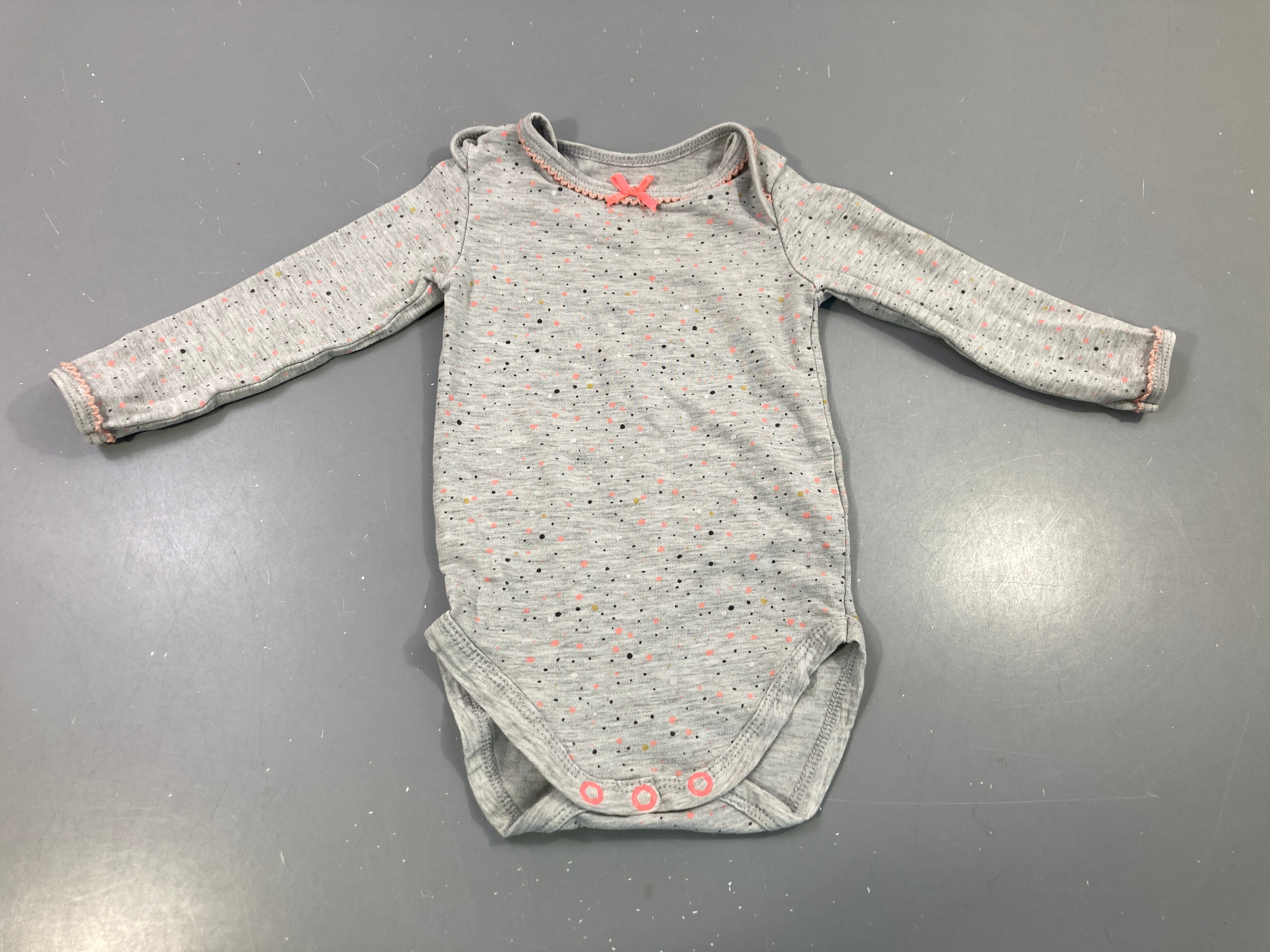 Body m.l gris pois multicolores, nœud rose